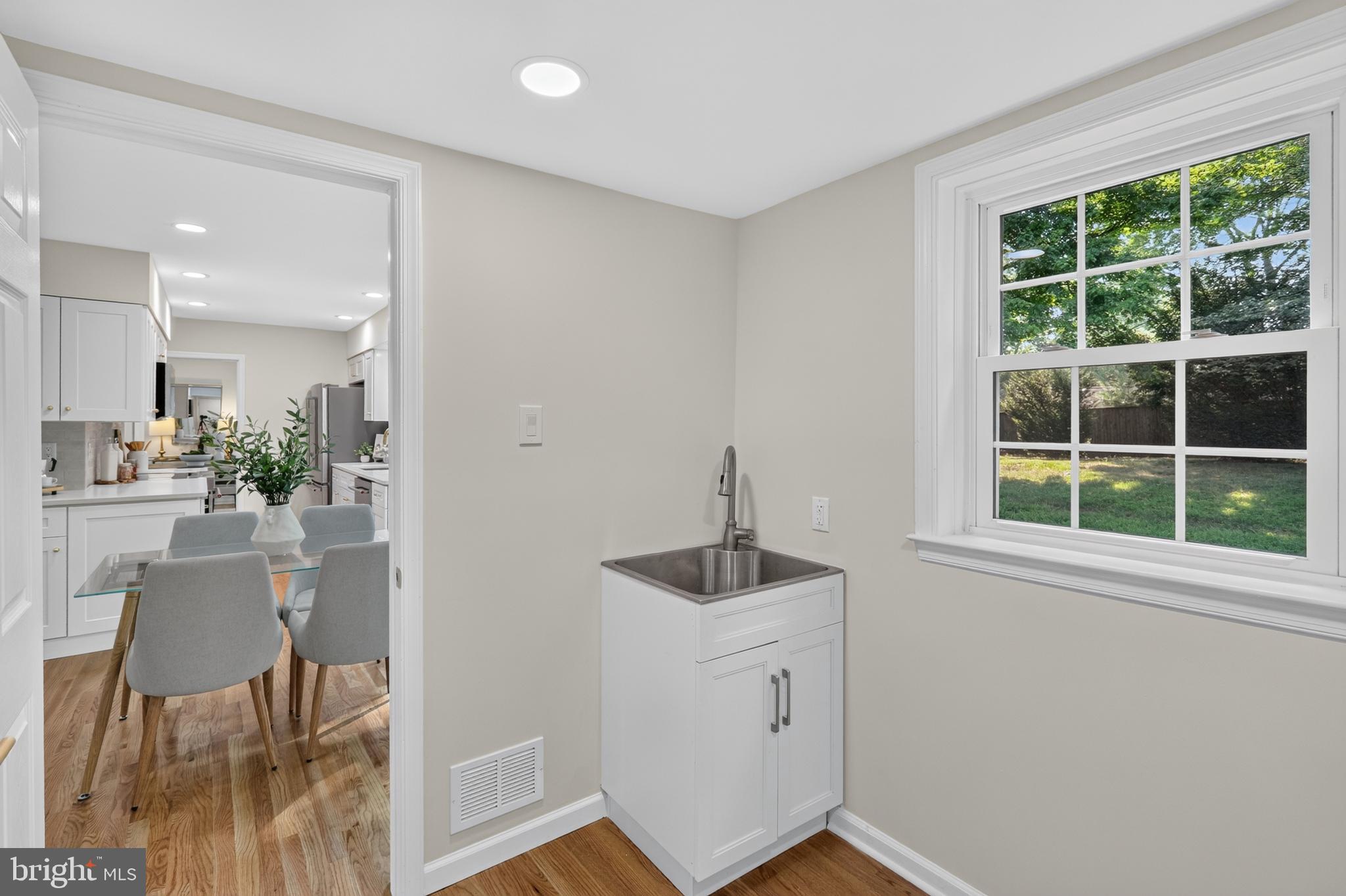 ASHLAWN - Residential