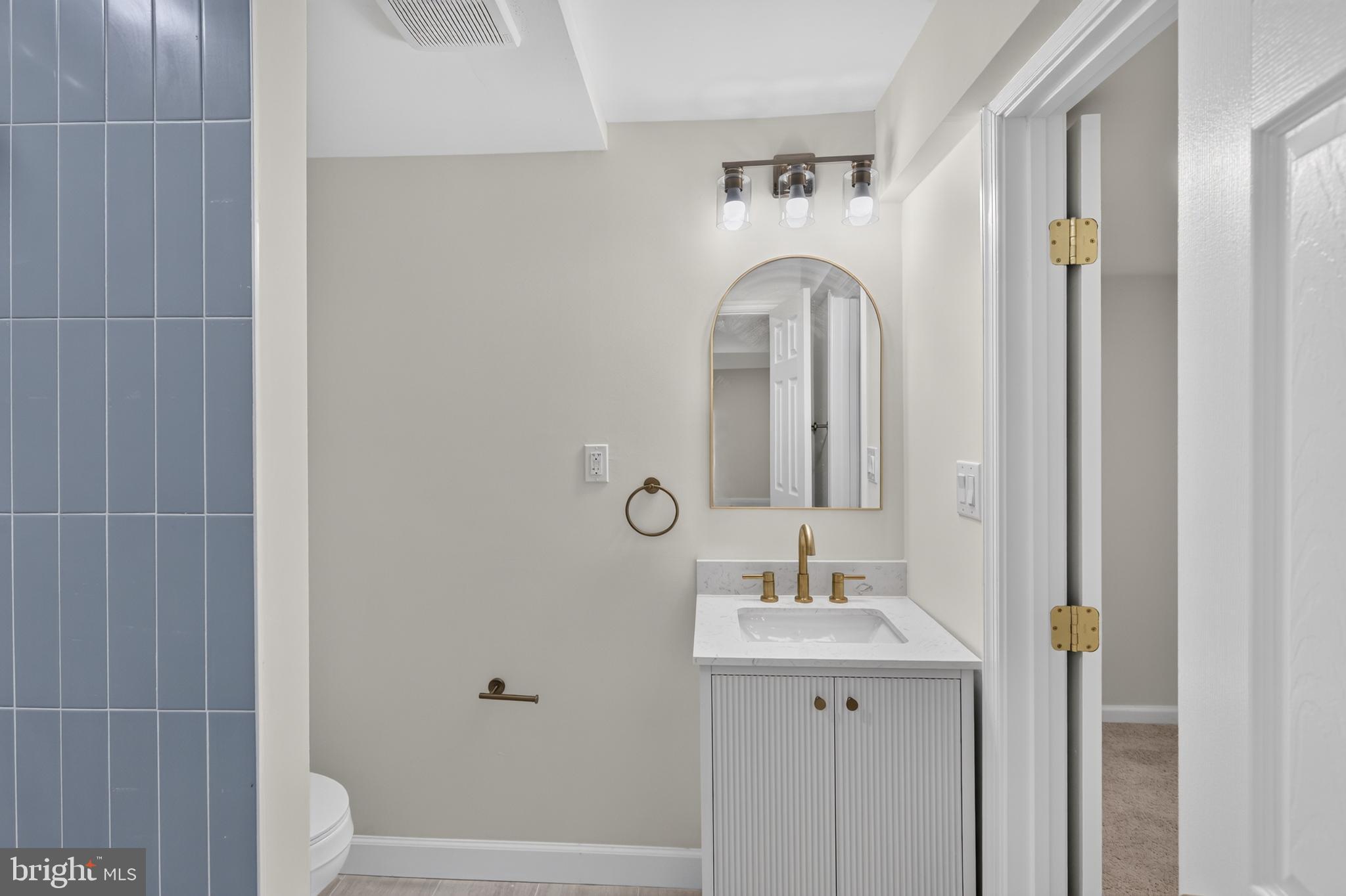 ASHLAWN - Residential