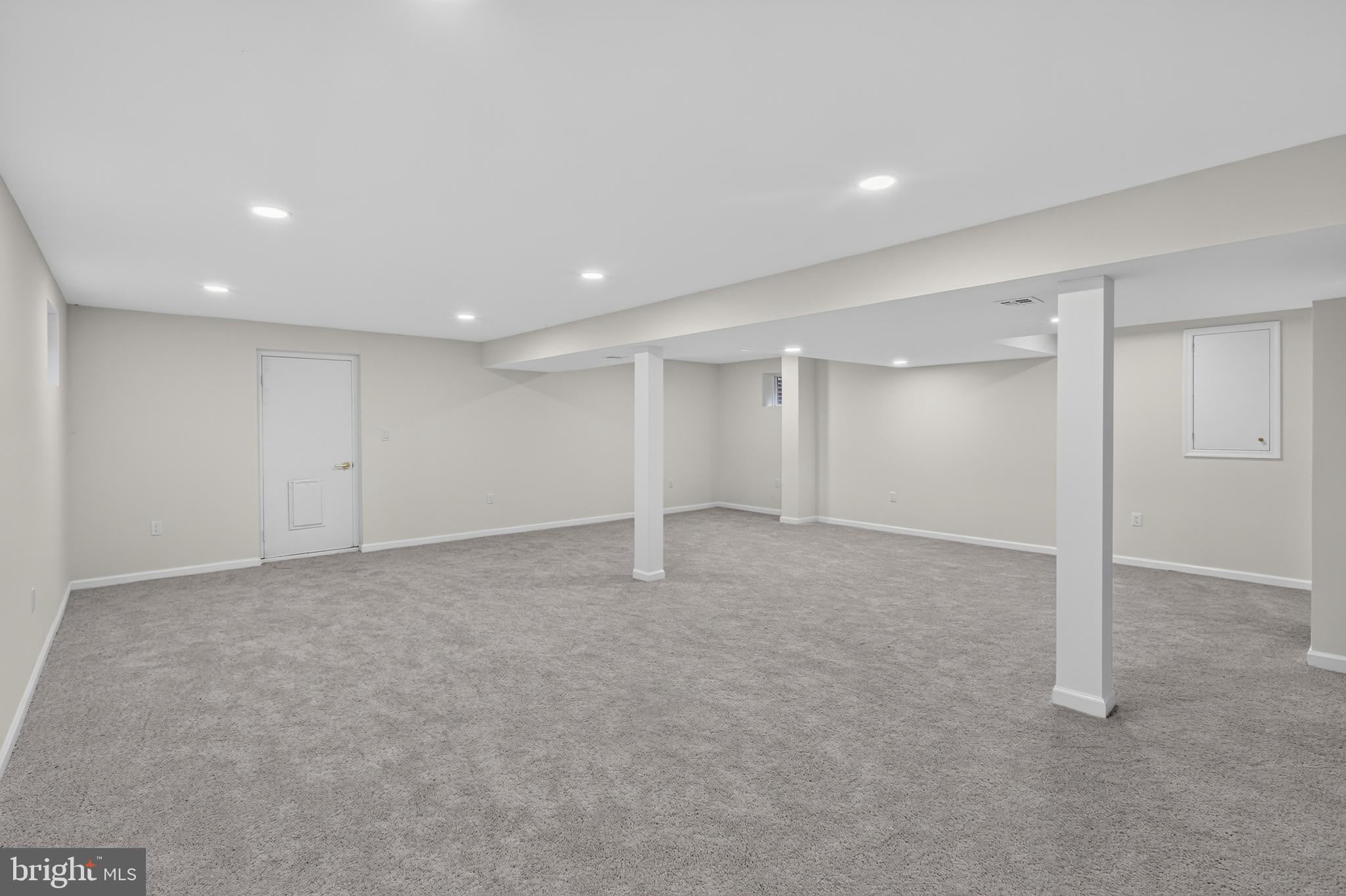 ASHLAWN - Residential