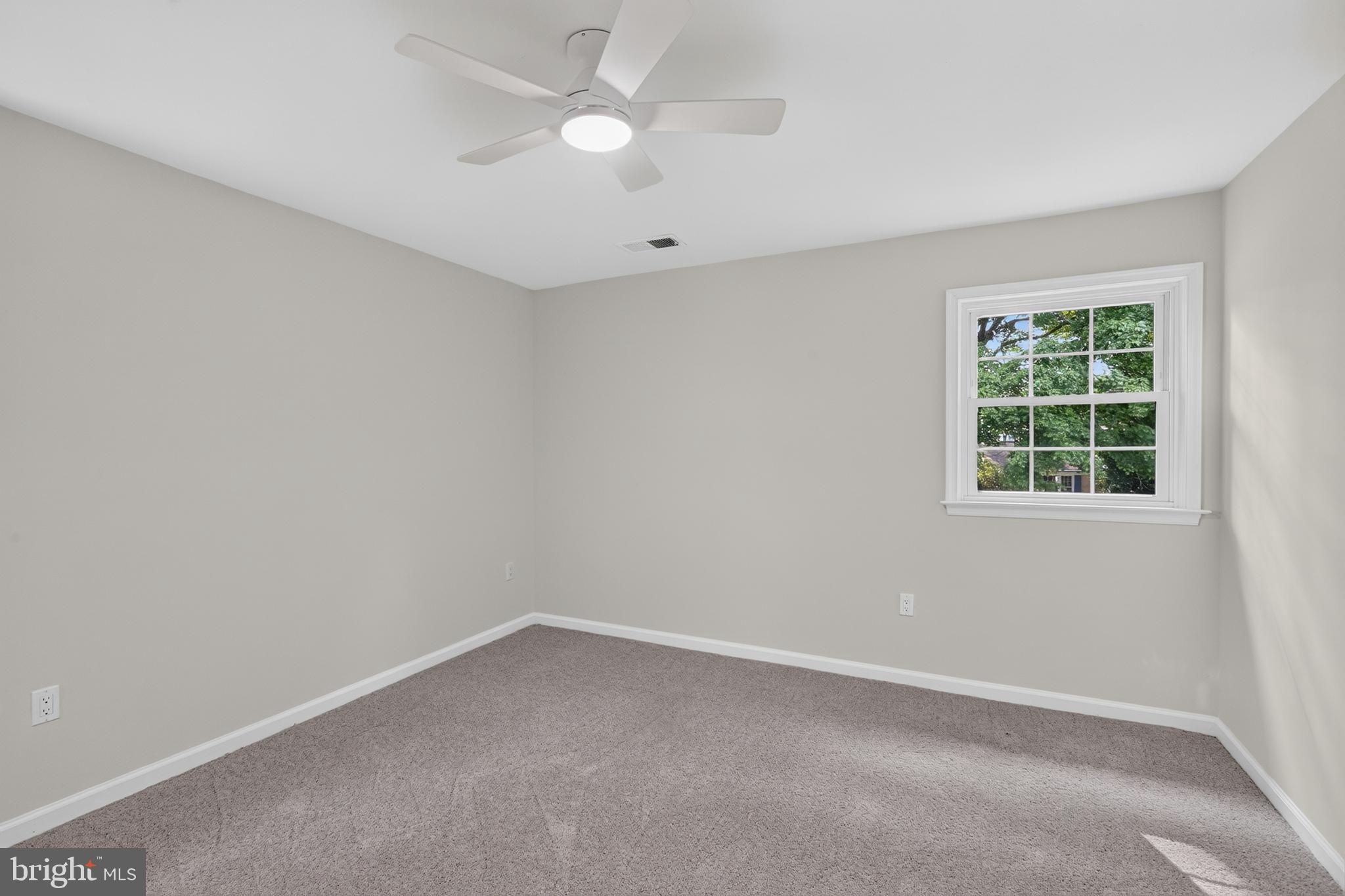 ASHLAWN - Residential
