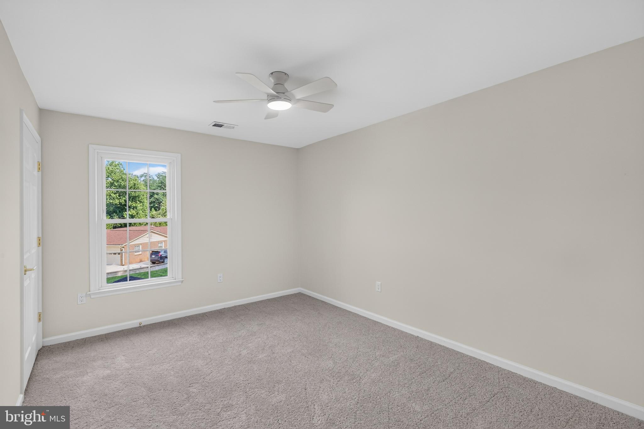 ASHLAWN - Residential