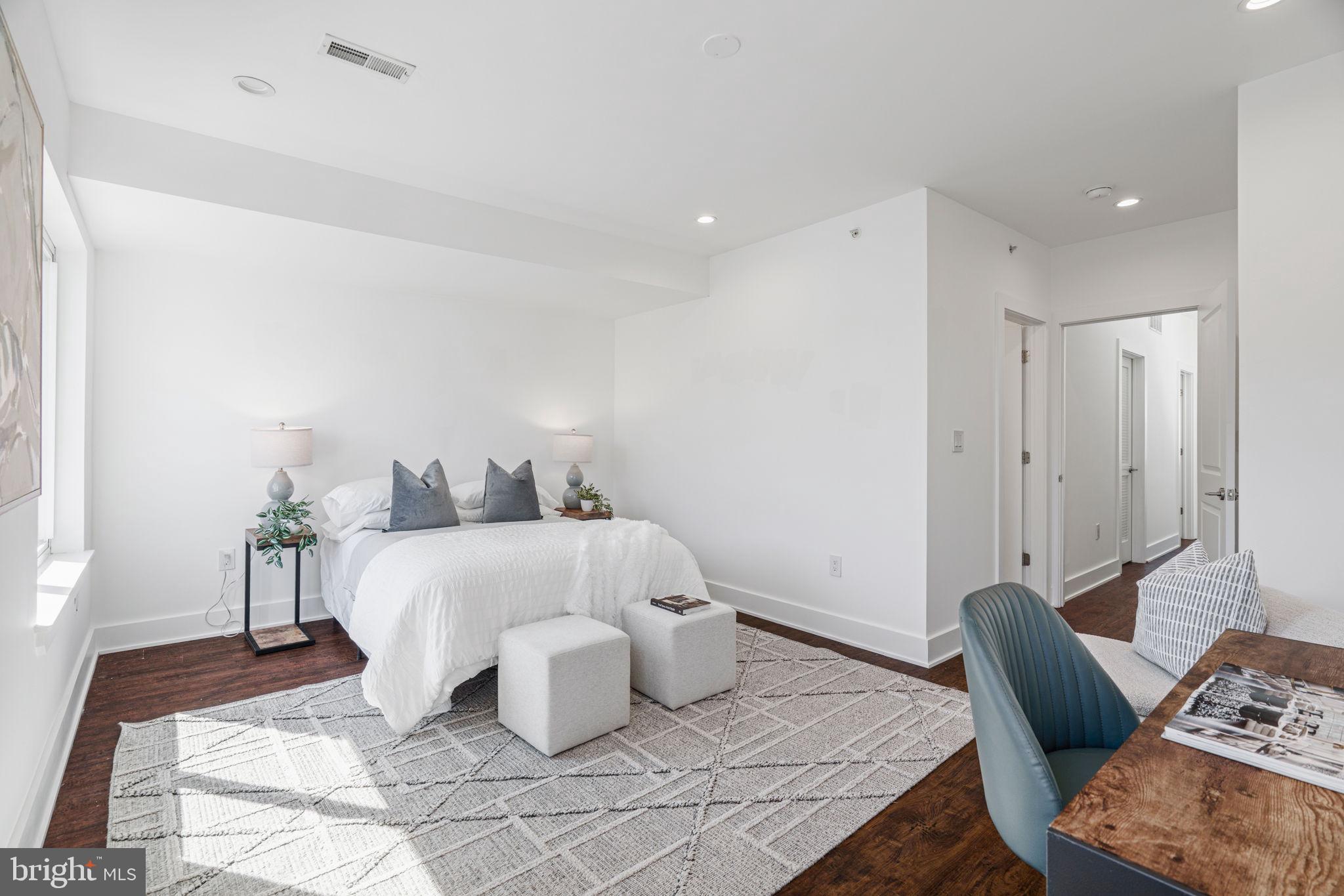 OLDE KENSINGTON - Residential