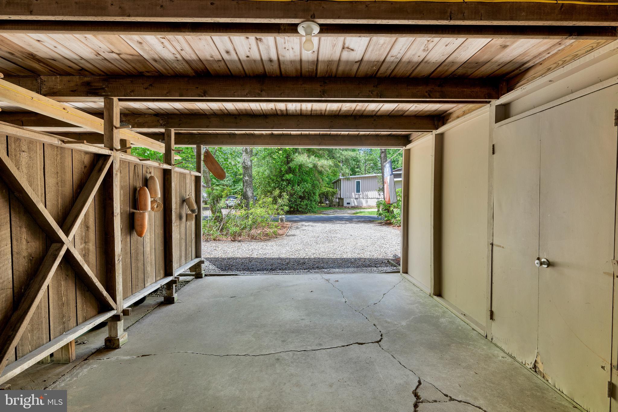 NORTH SHORES - Residential