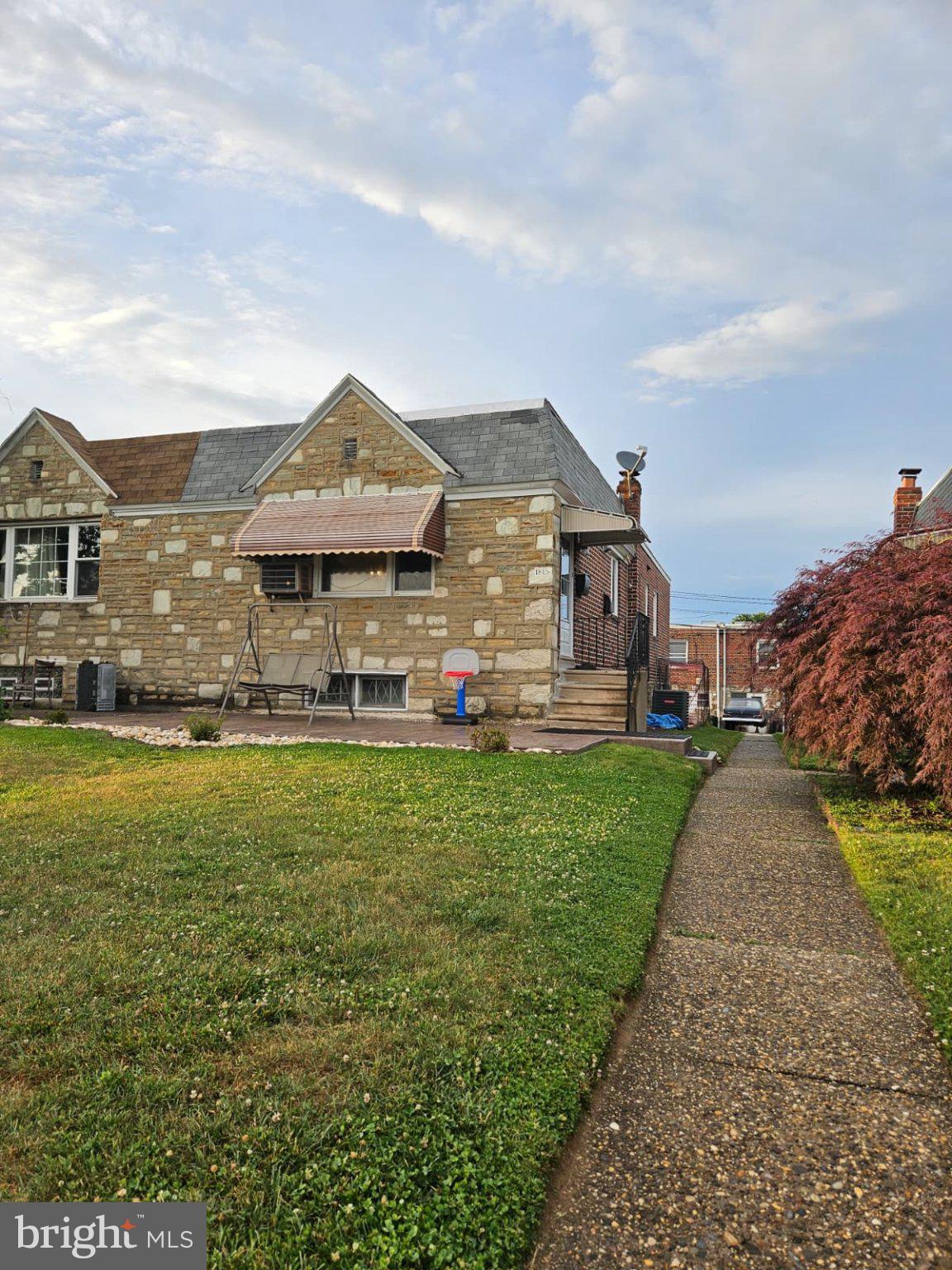 BELLS CORNER - Residential