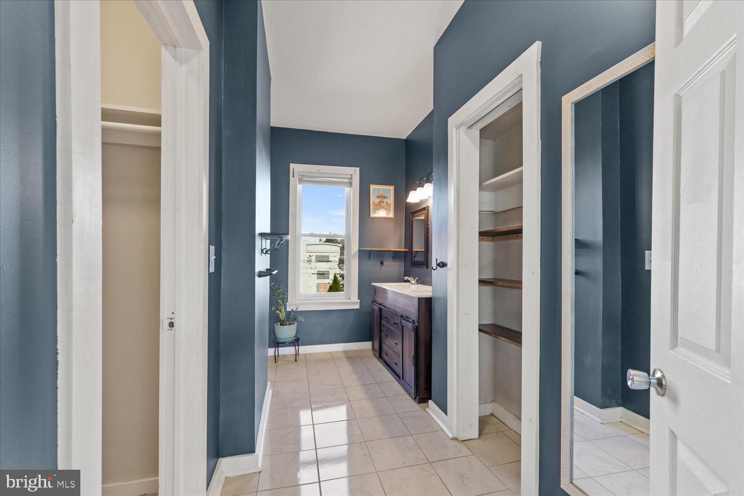 NORTH END LANCASTER - Residential