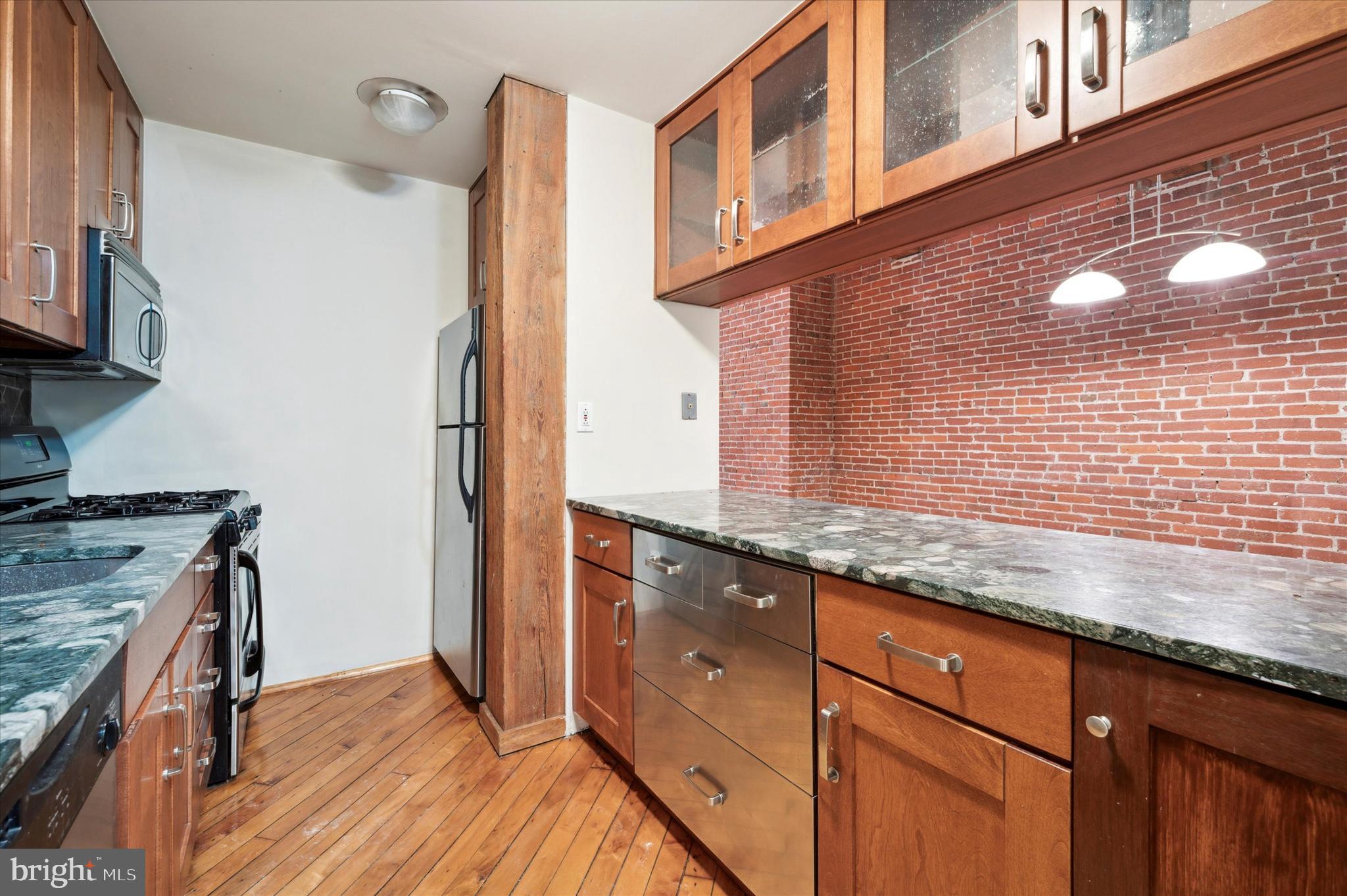 OLD CITY - Residential Lease