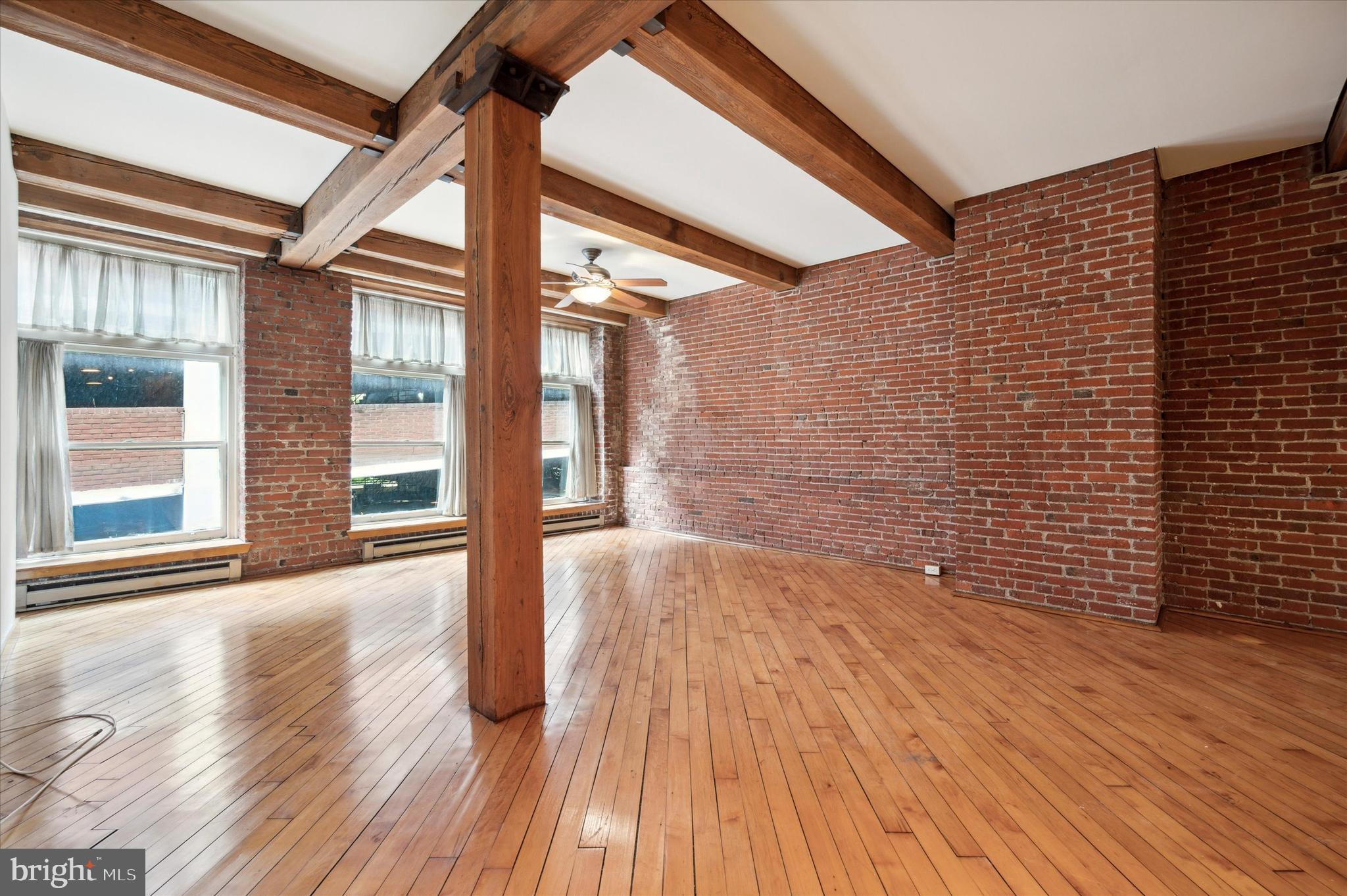 OLD CITY - Residential Lease