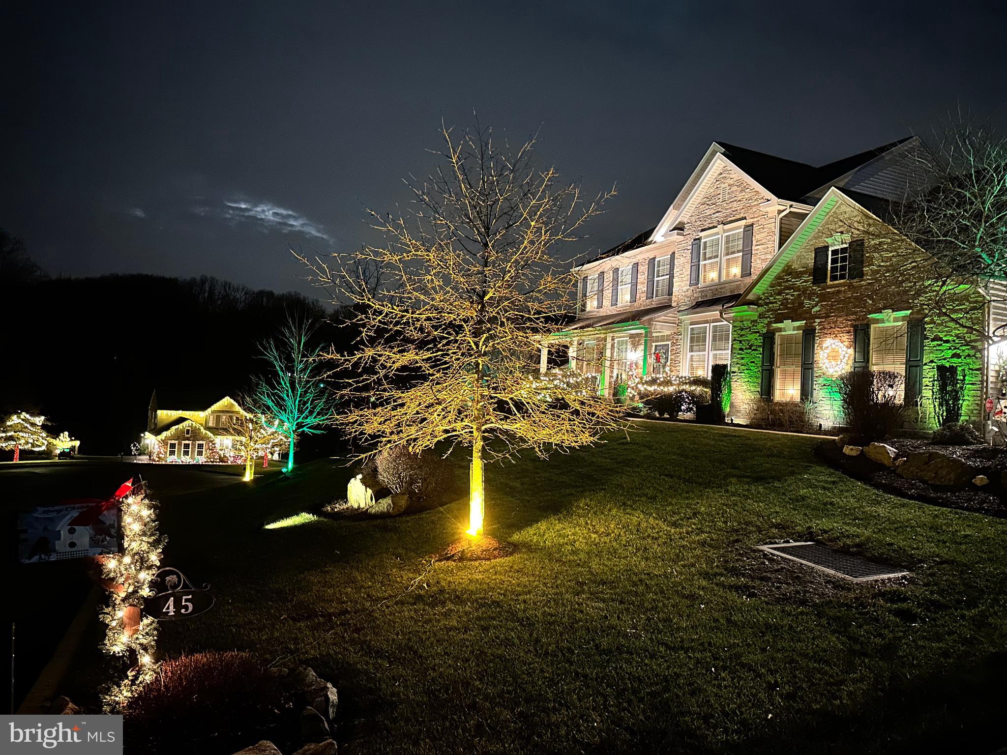 HEATHER WYND EAST - Residential