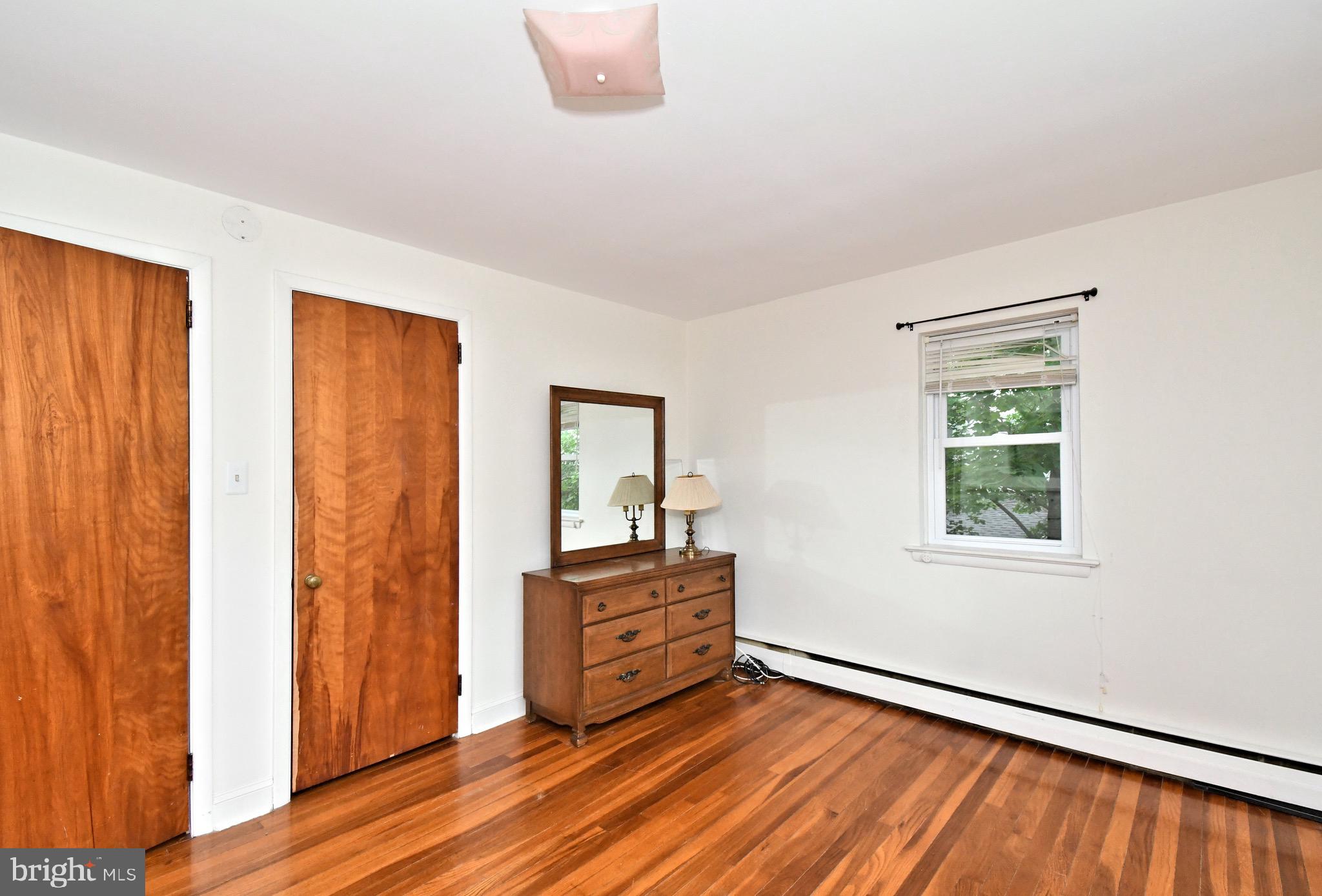 LANSDALE - Residential