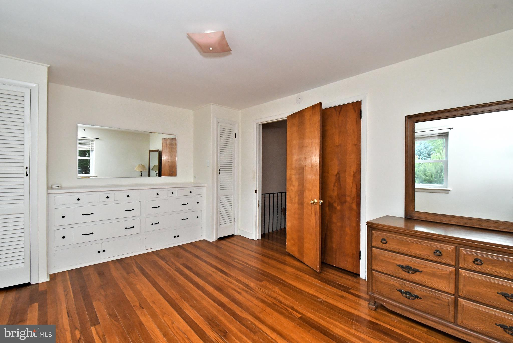 LANSDALE - Residential