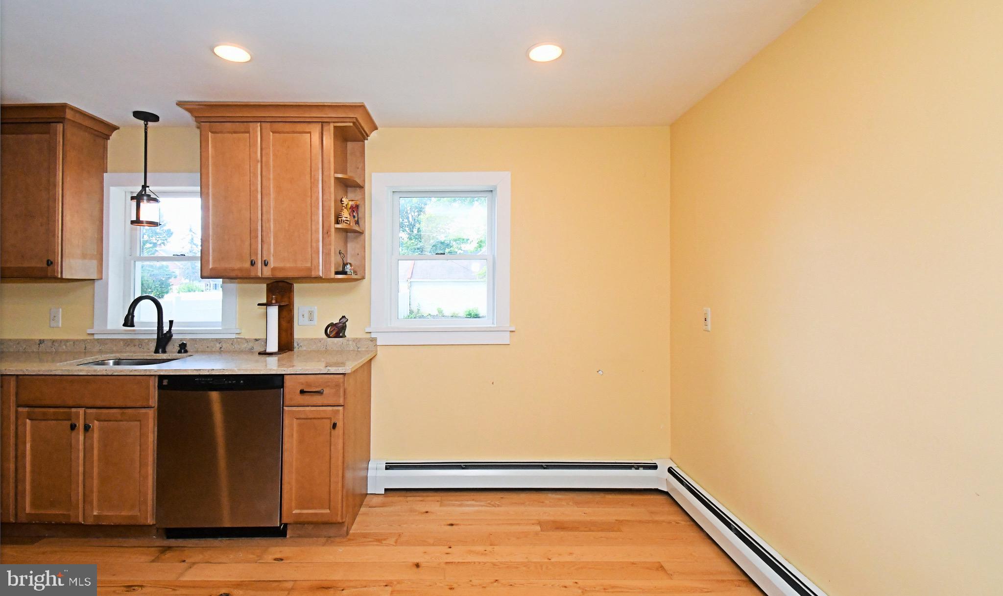 LANSDALE - Residential