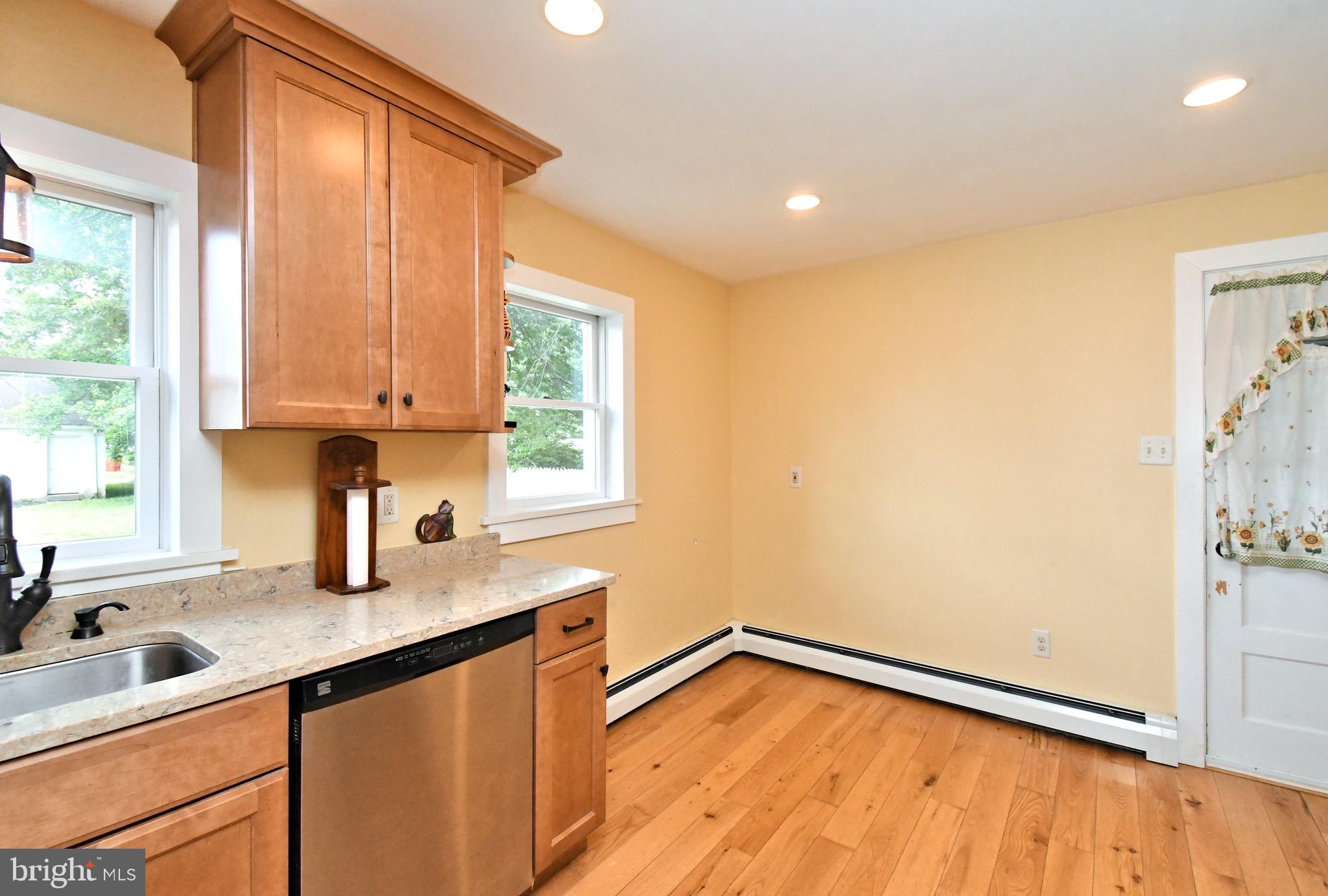LANSDALE - Residential