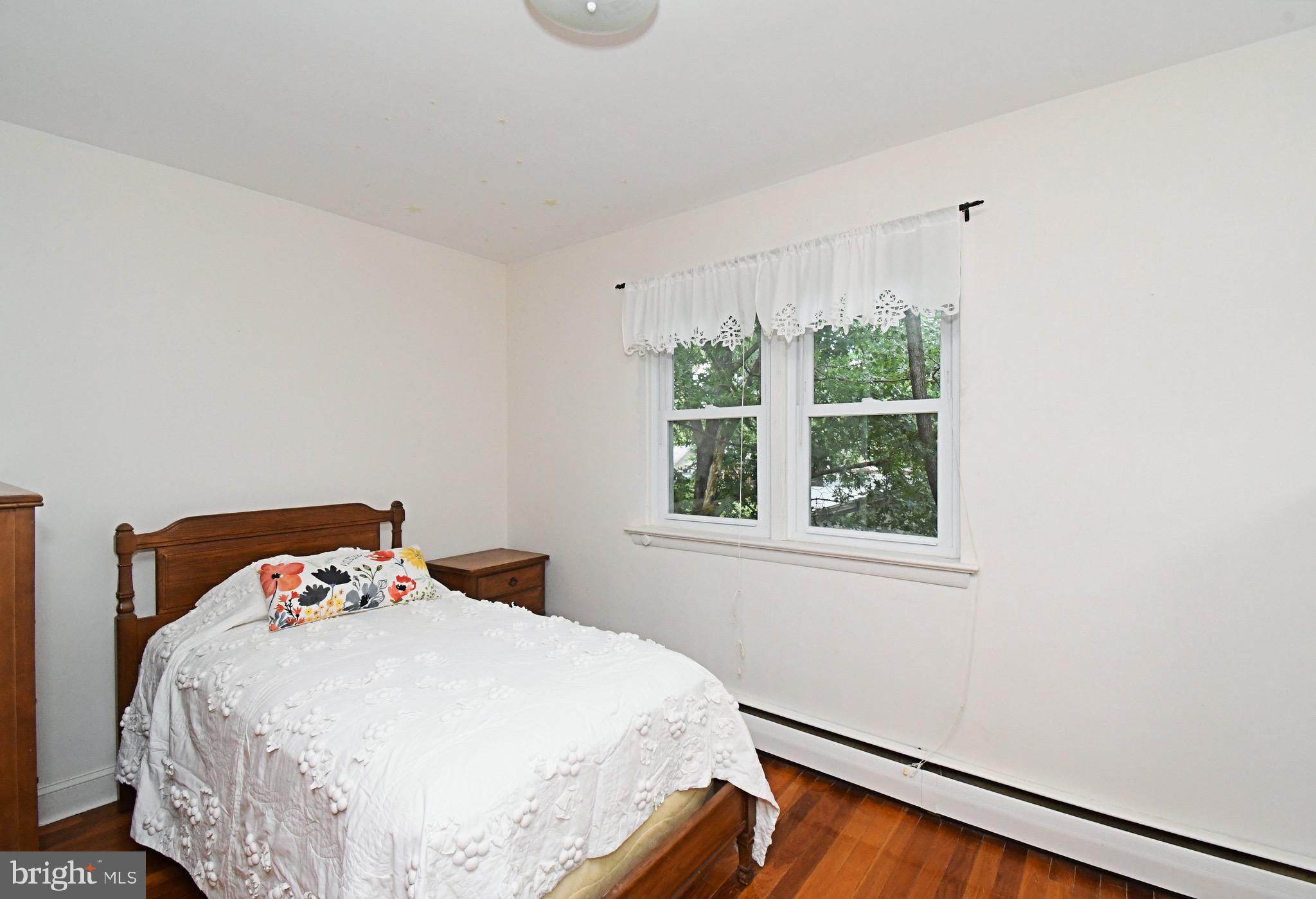 LANSDALE - Residential