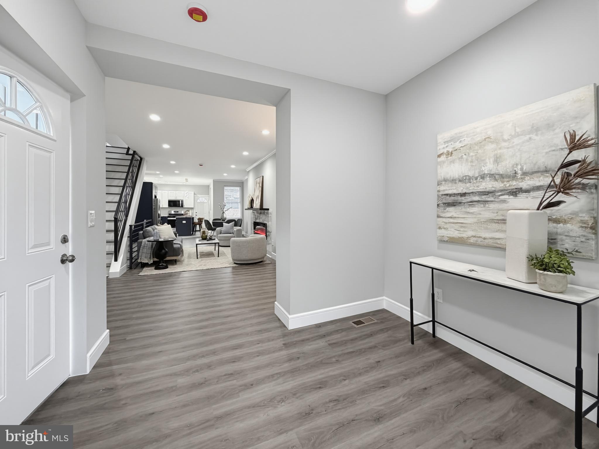 LOGAN - Residential