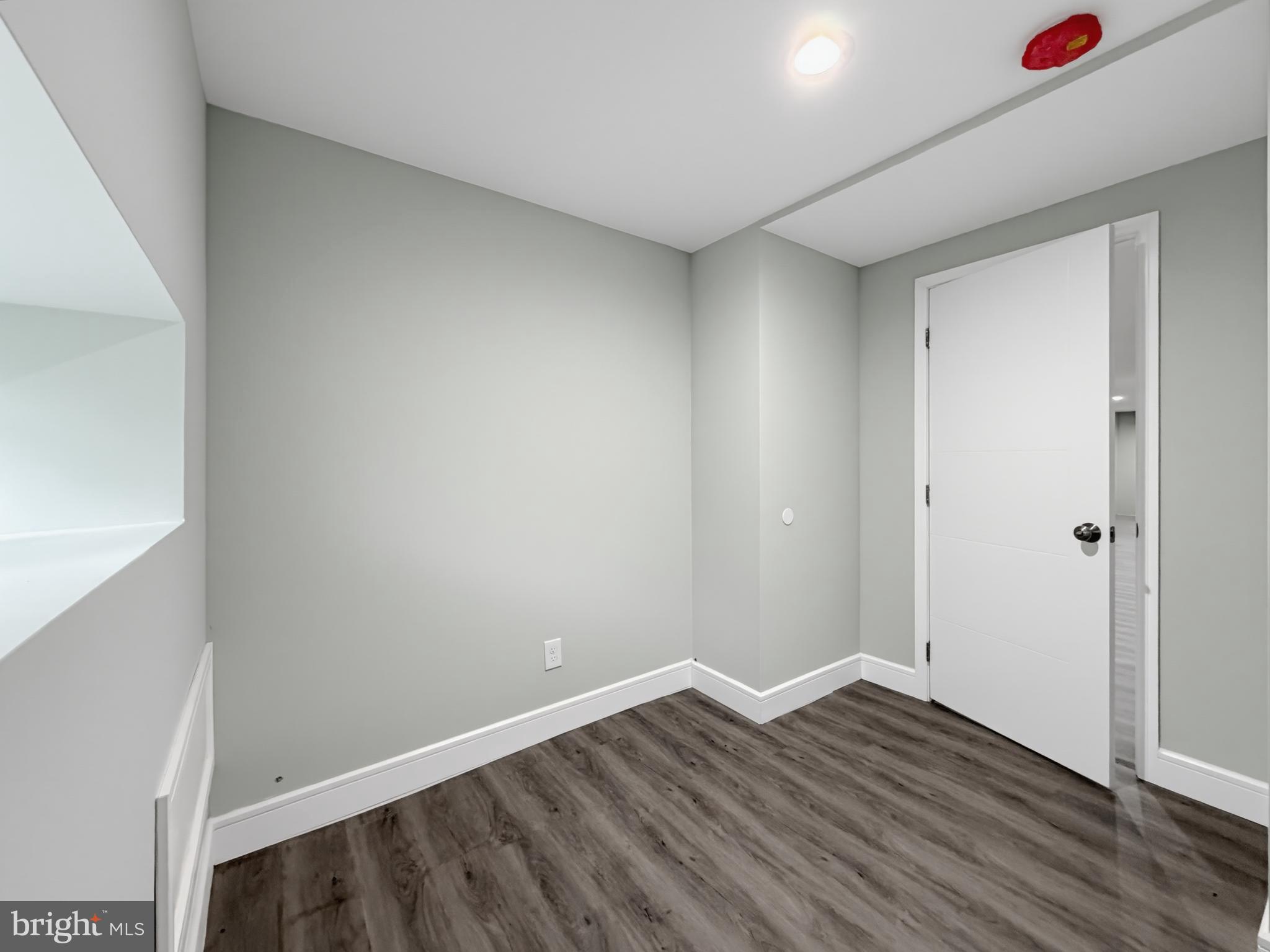 LOGAN - Residential
