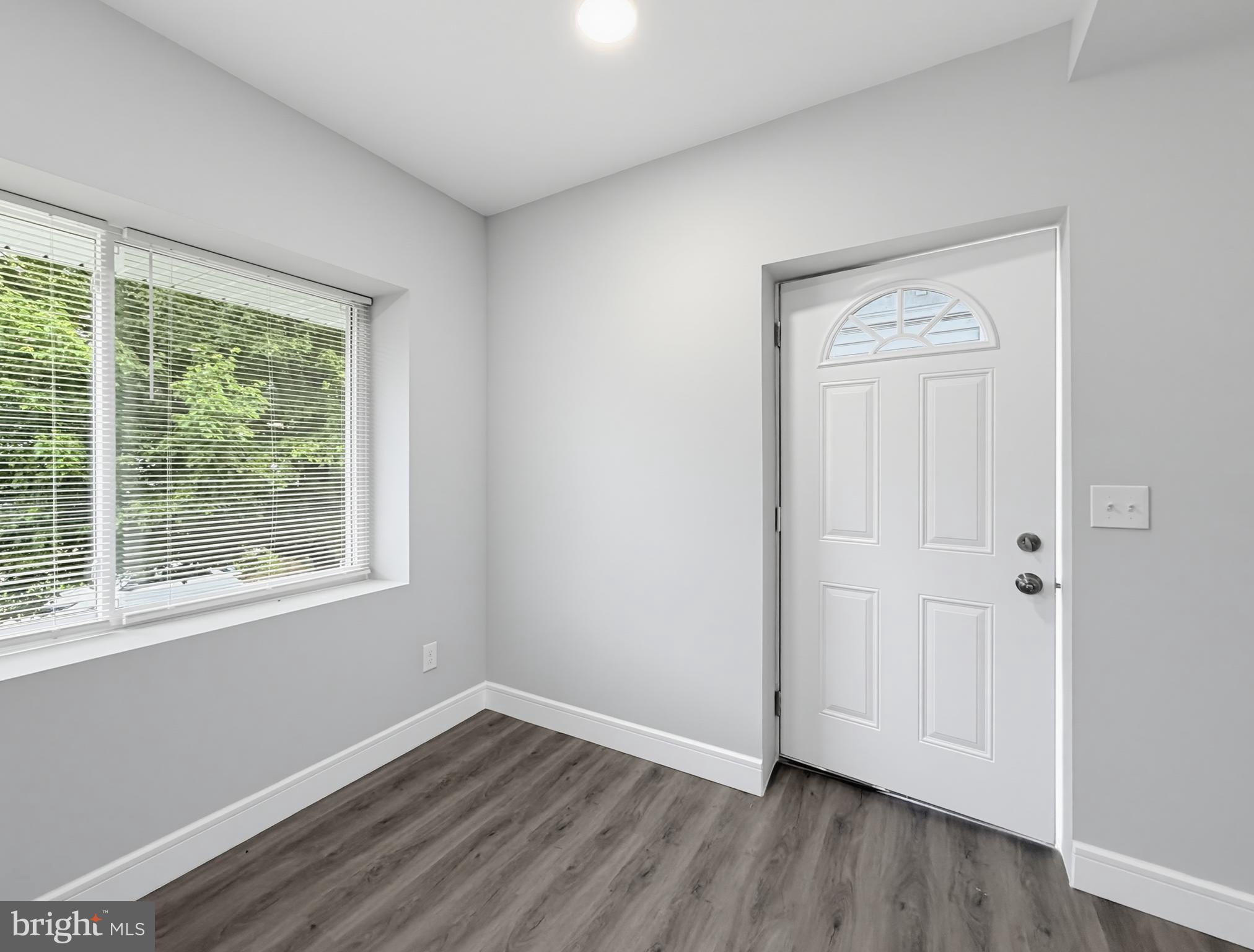 LOGAN - Residential