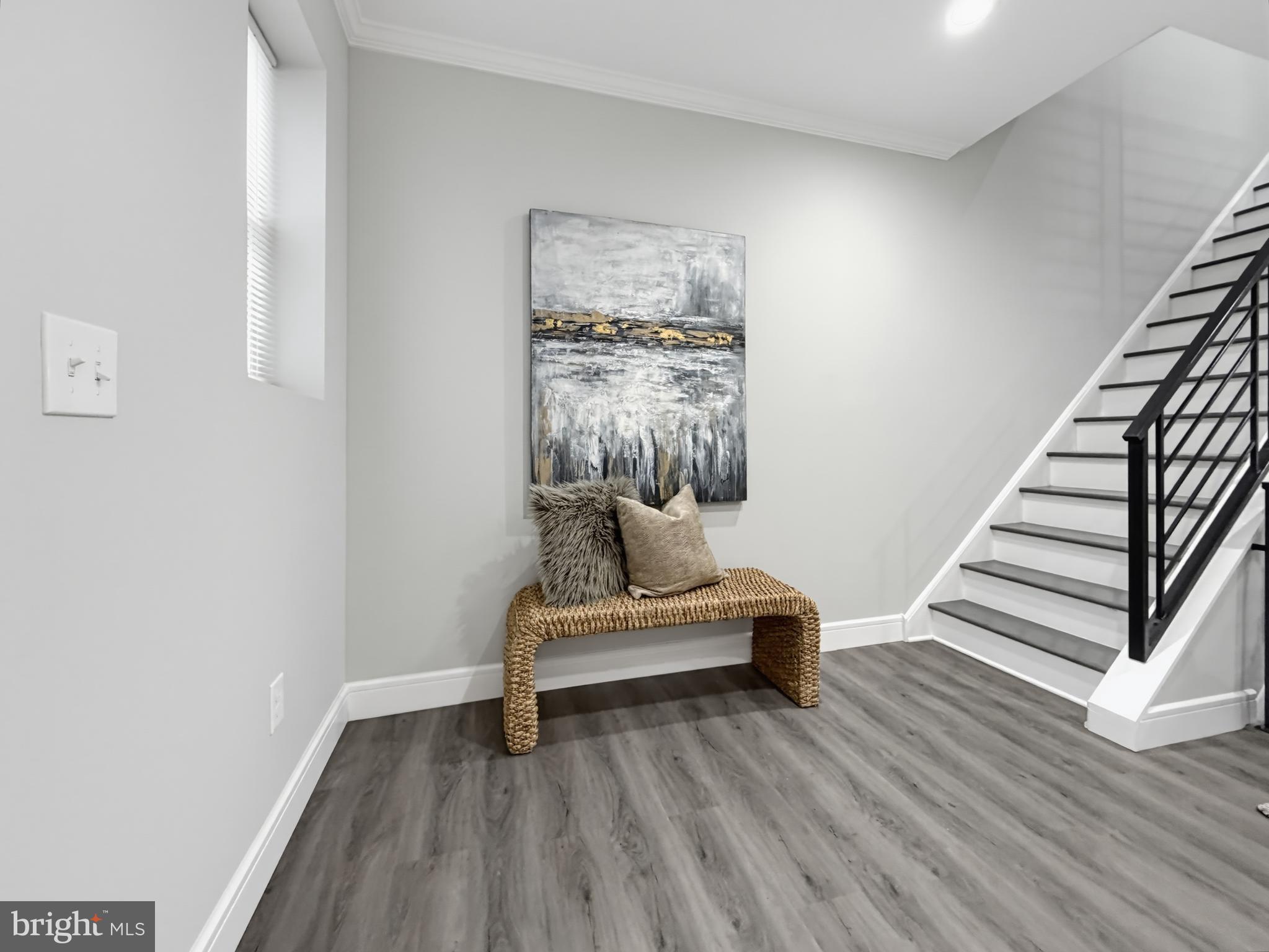 LOGAN - Residential