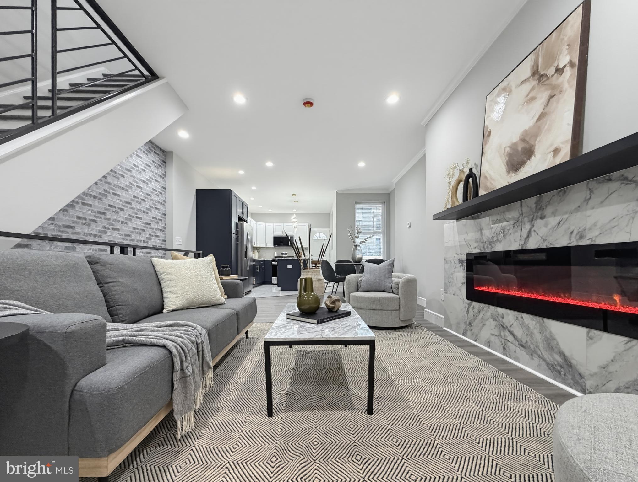 LOGAN - Residential