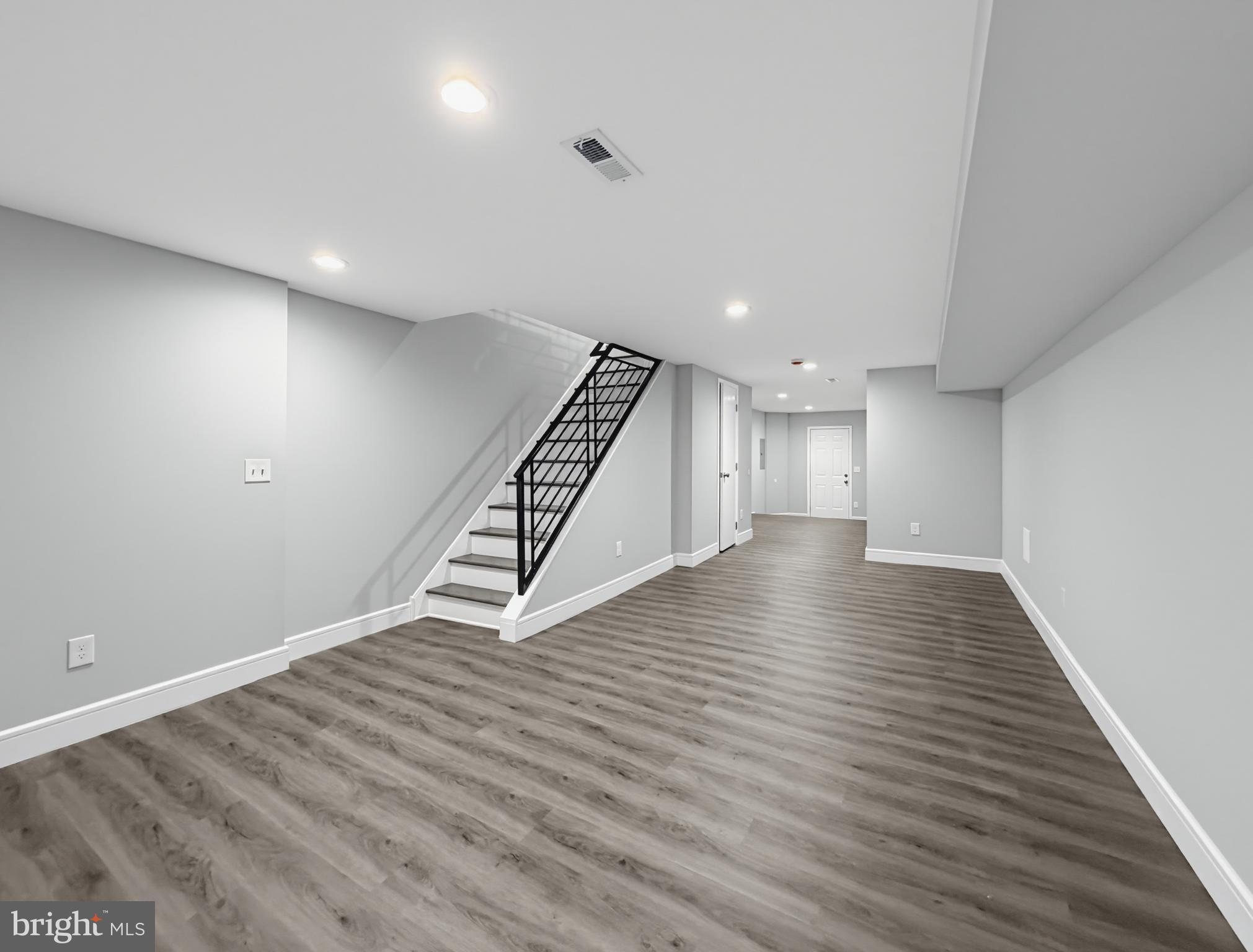 LOGAN - Residential