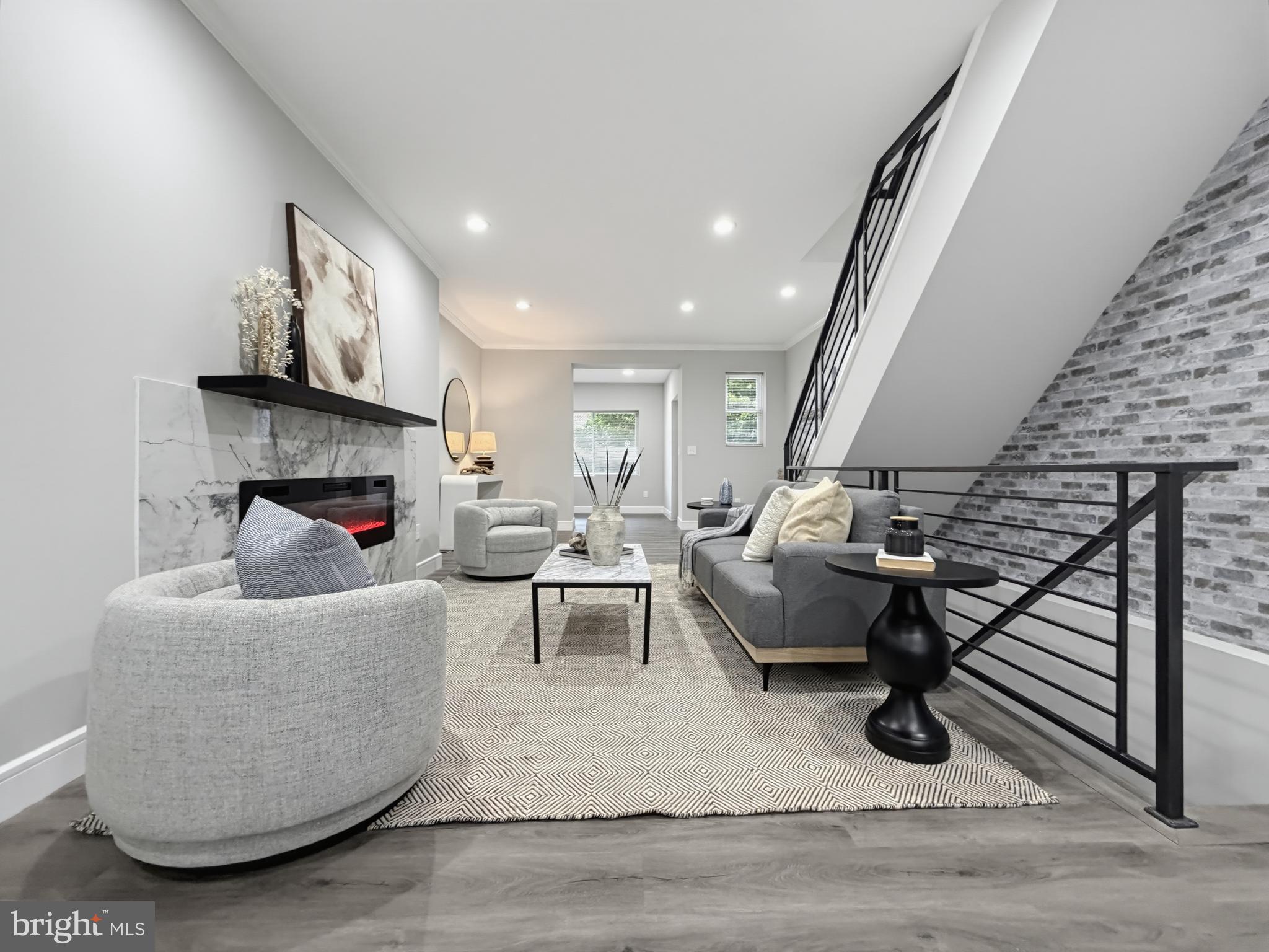 LOGAN - Residential