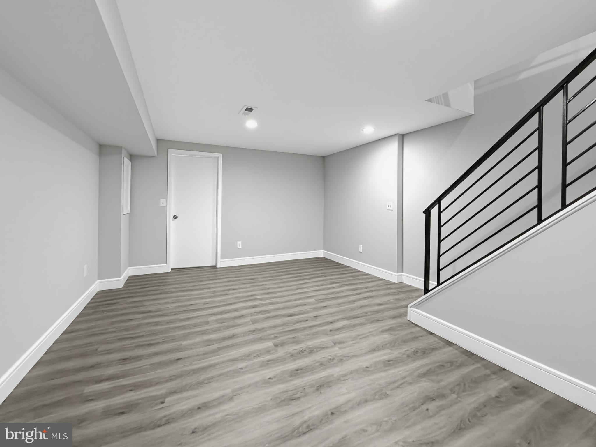LOGAN - Residential