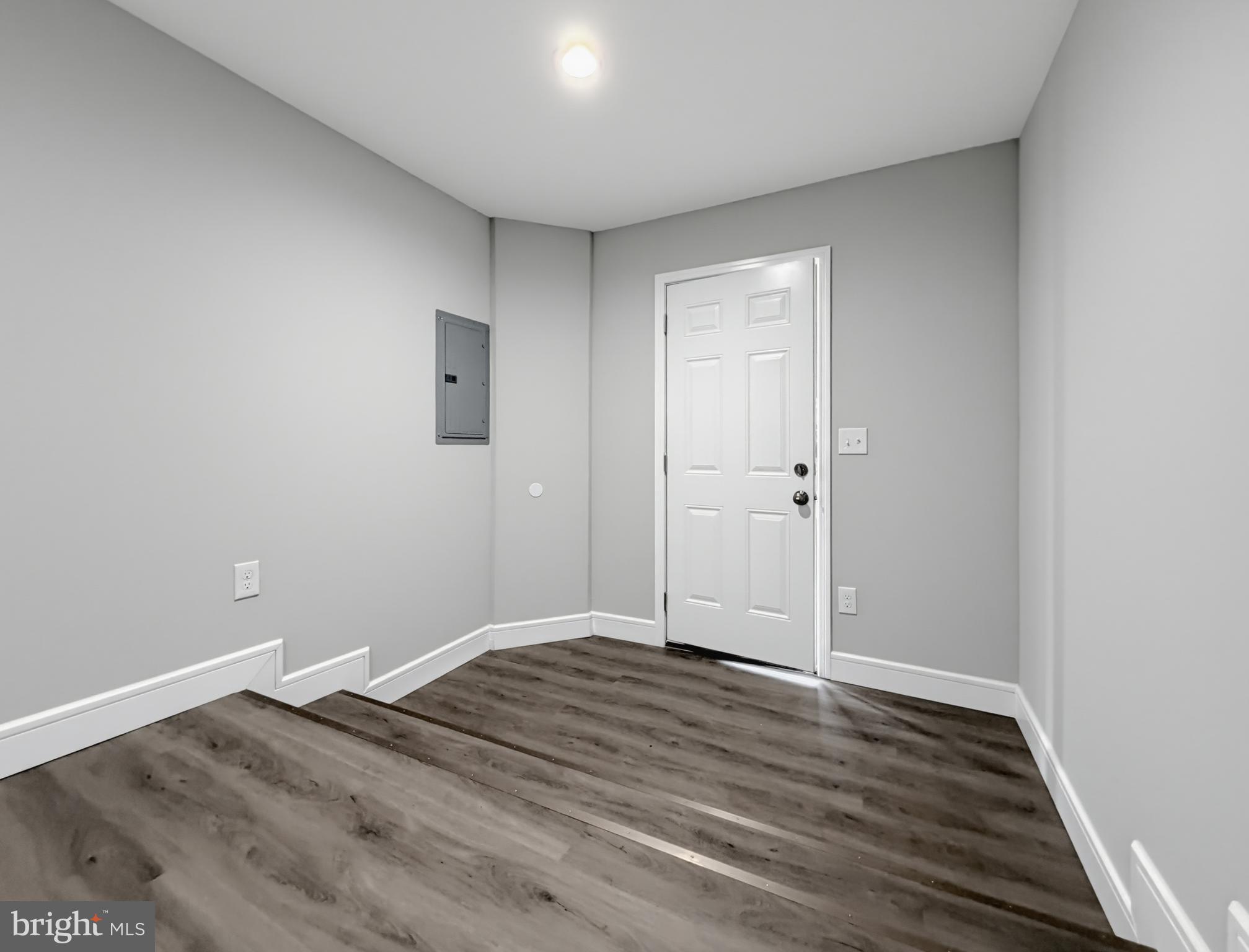 LOGAN - Residential