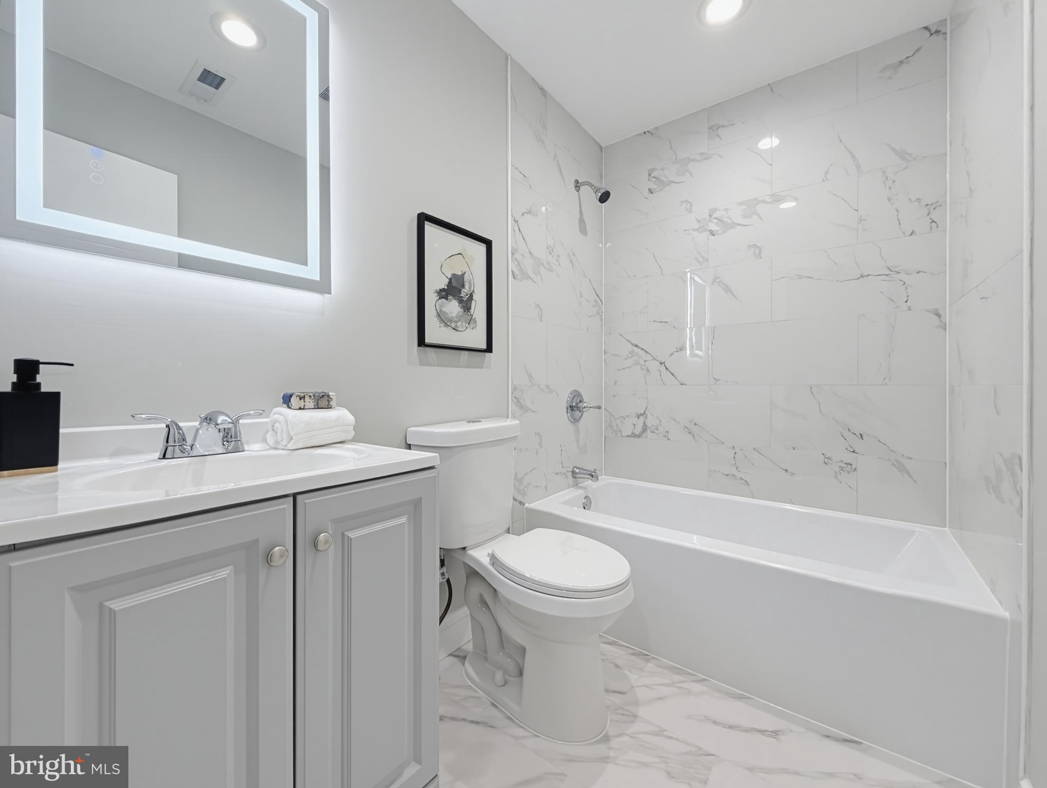 LOGAN - Residential