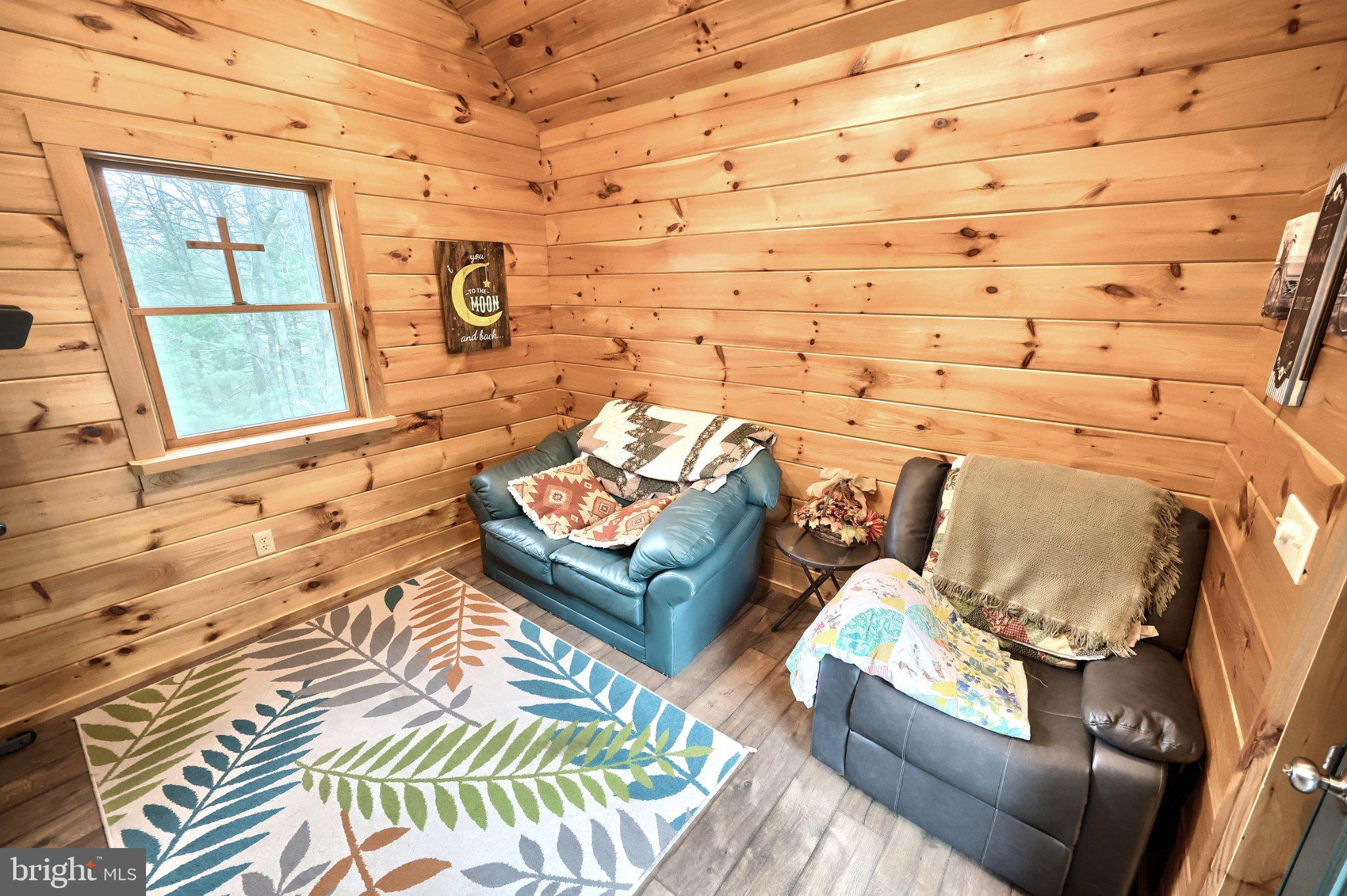 FRANKLIN TOWNSHIP - Residential