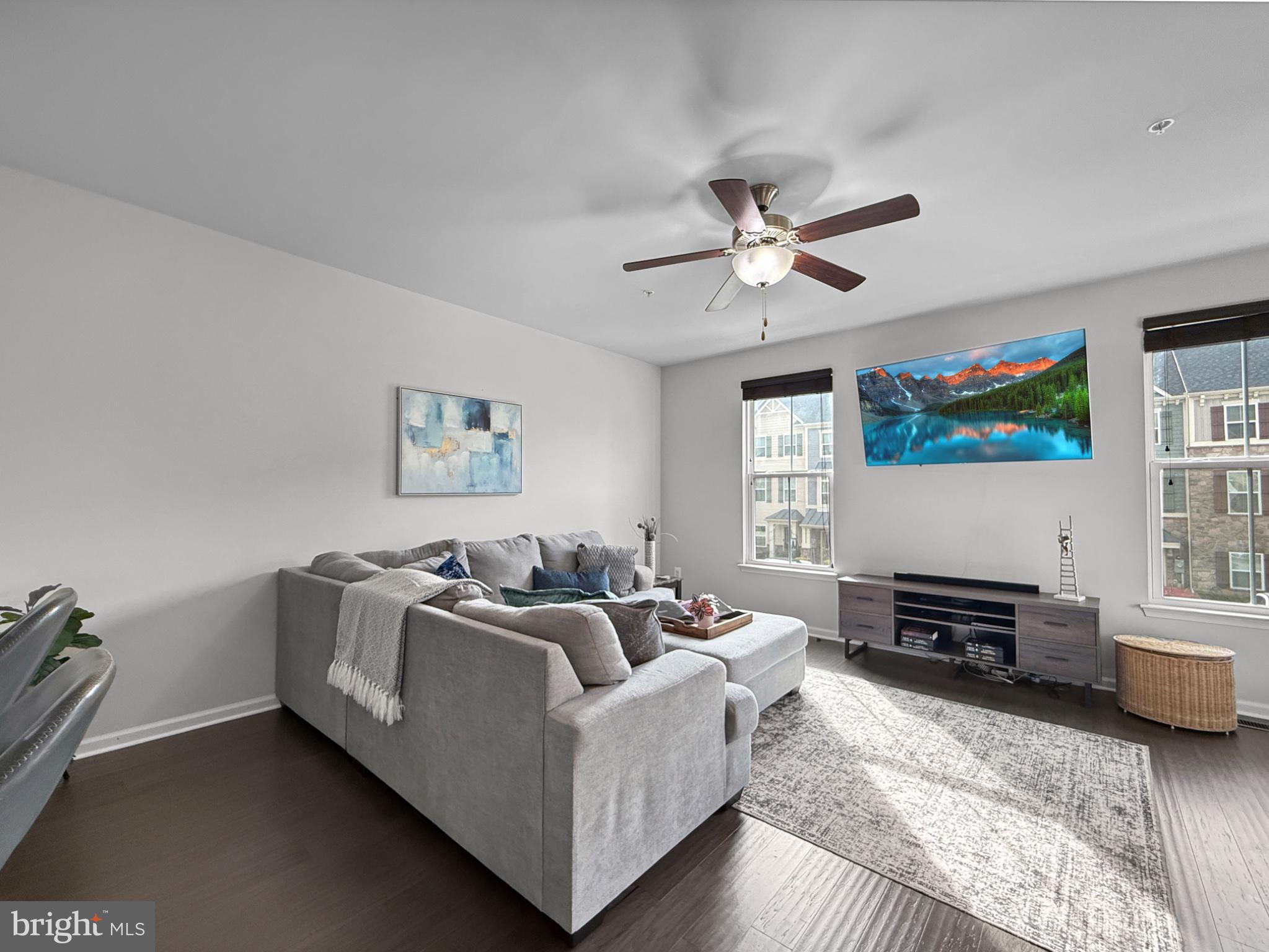 CREEKSIDE VILLAGE AT TANYARD SPRINGS - Residential