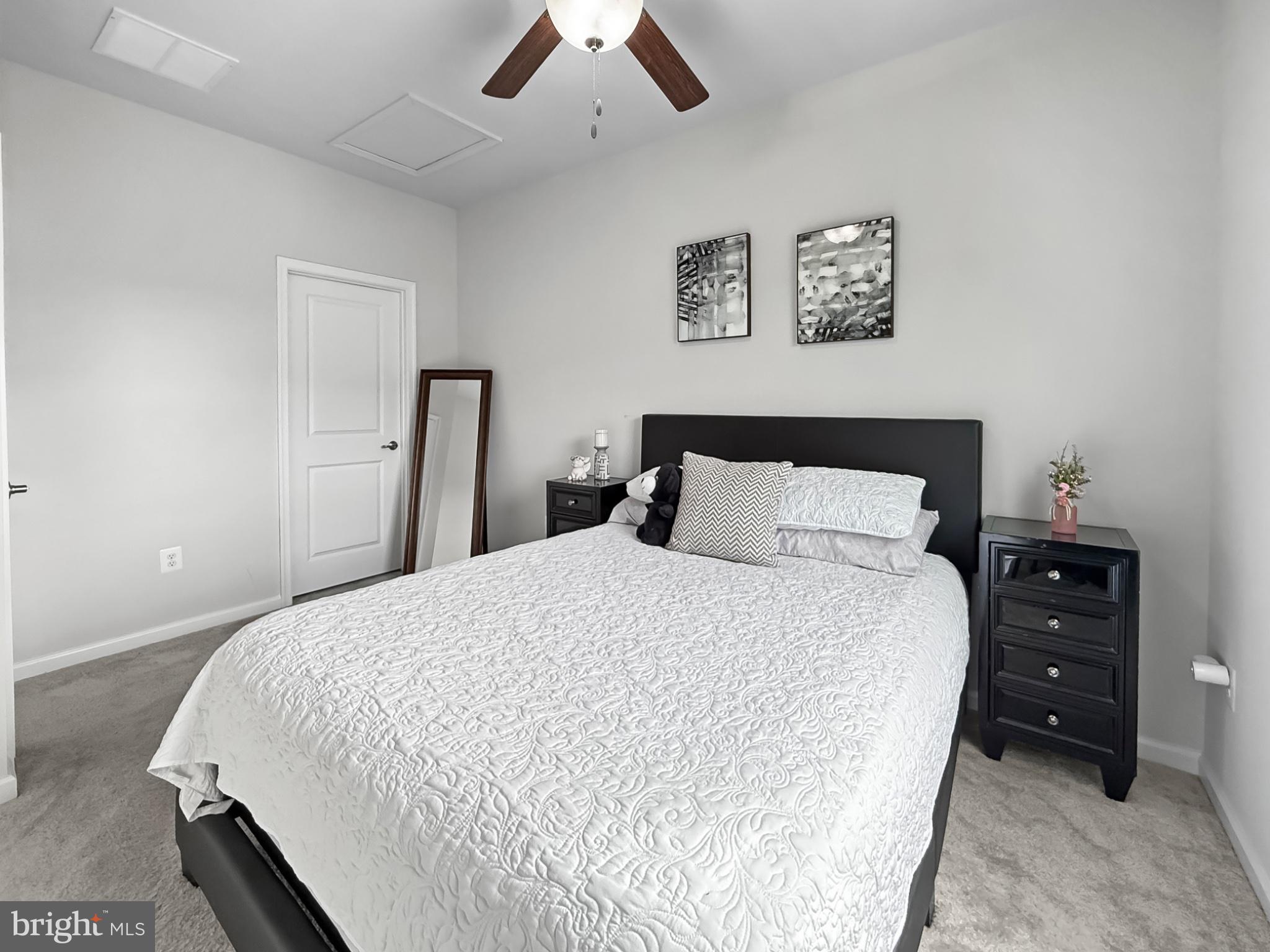 CREEKSIDE VILLAGE AT TANYARD SPRINGS - Residential