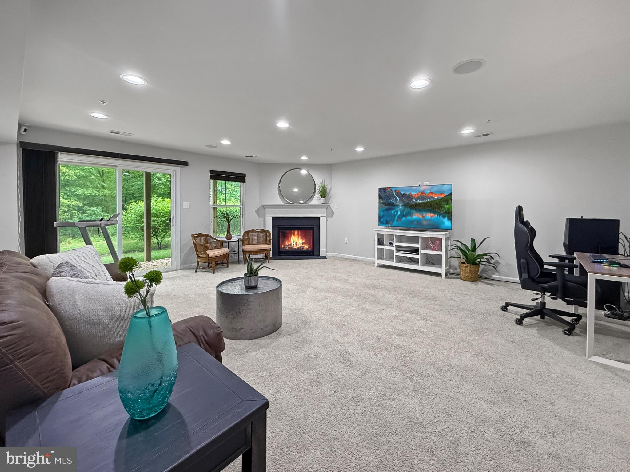 CREEKSIDE VILLAGE AT TANYARD SPRINGS - Residential