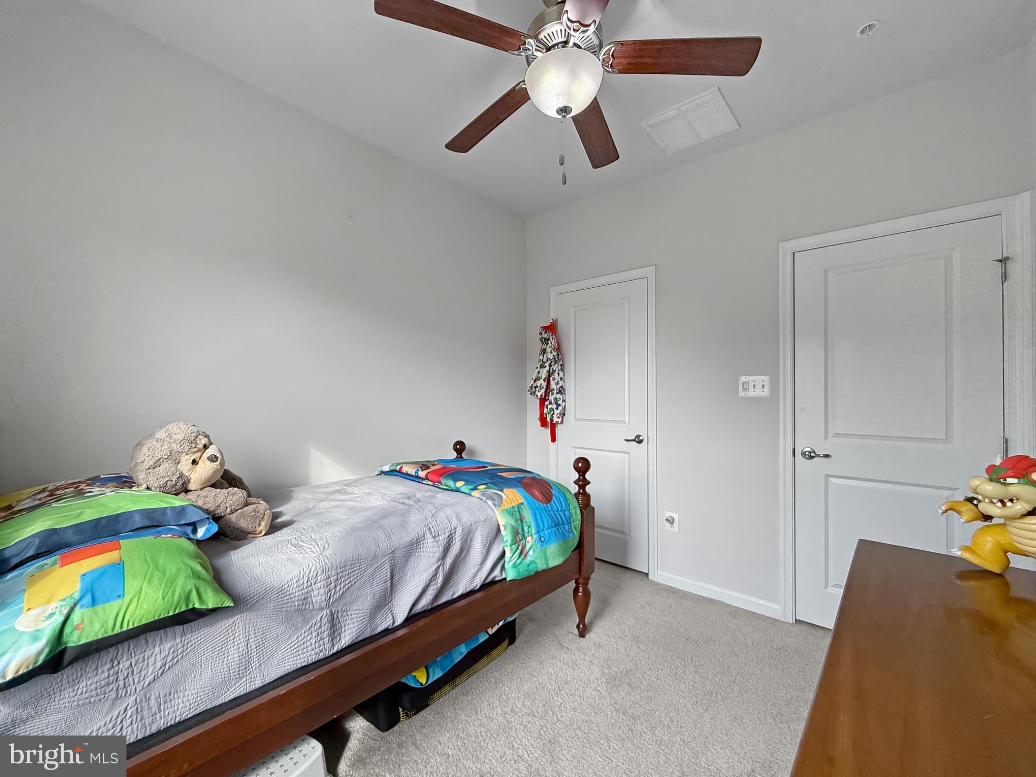 CREEKSIDE VILLAGE AT TANYARD SPRINGS - Residential