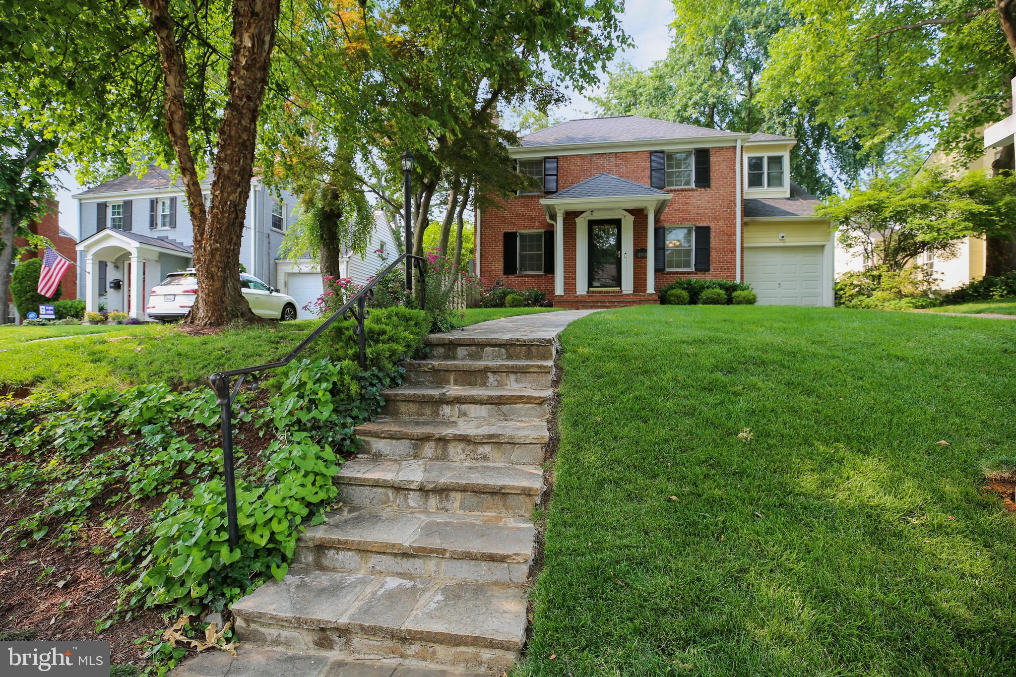 EDGEWOOD - Residential
