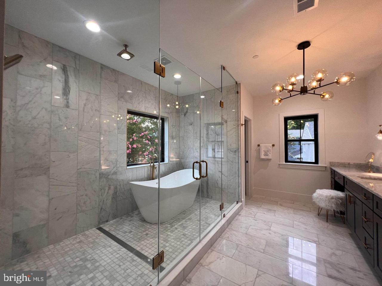 BRADMOOR - Residential