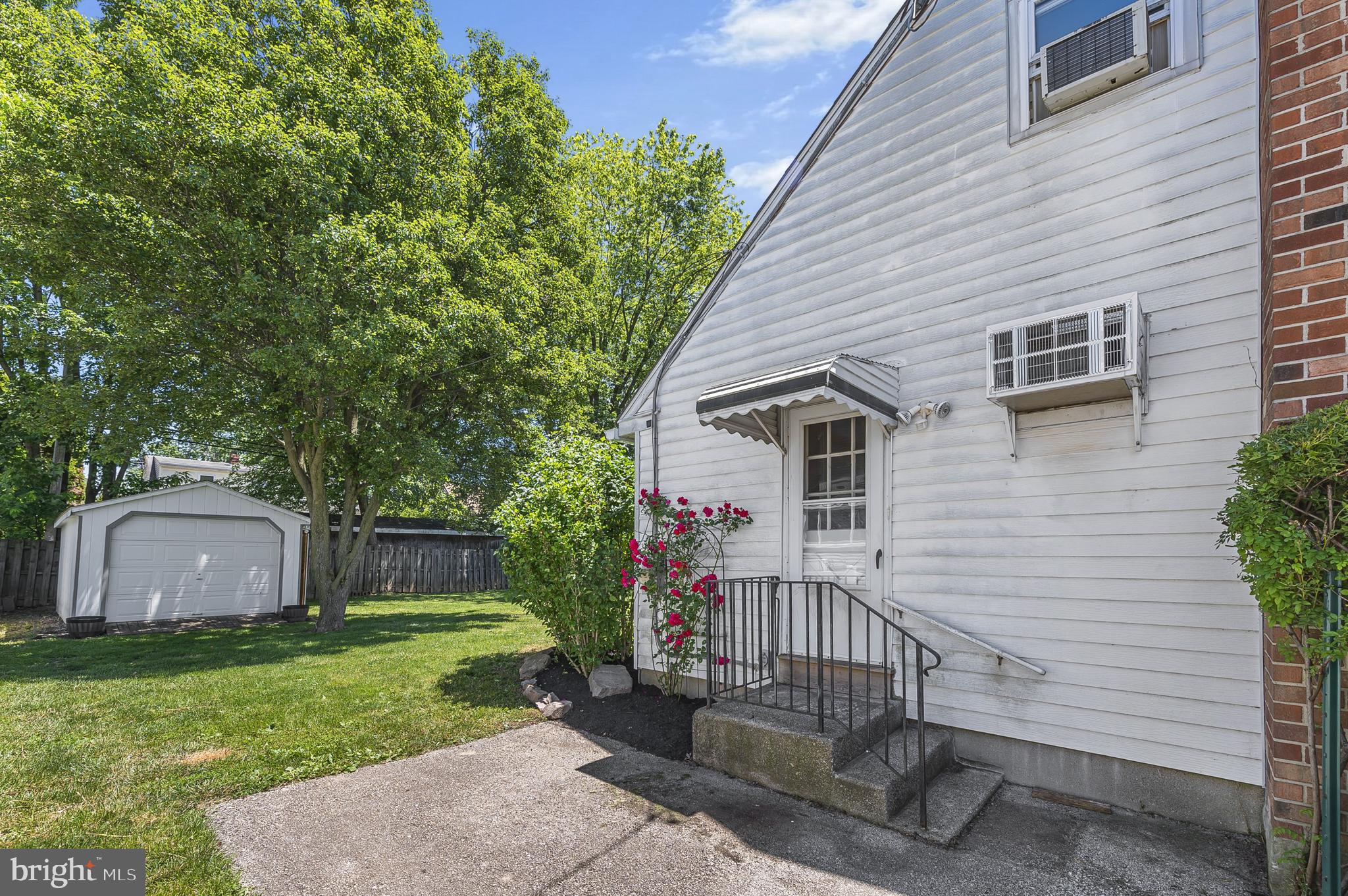 CANDLEBROOK - Residential