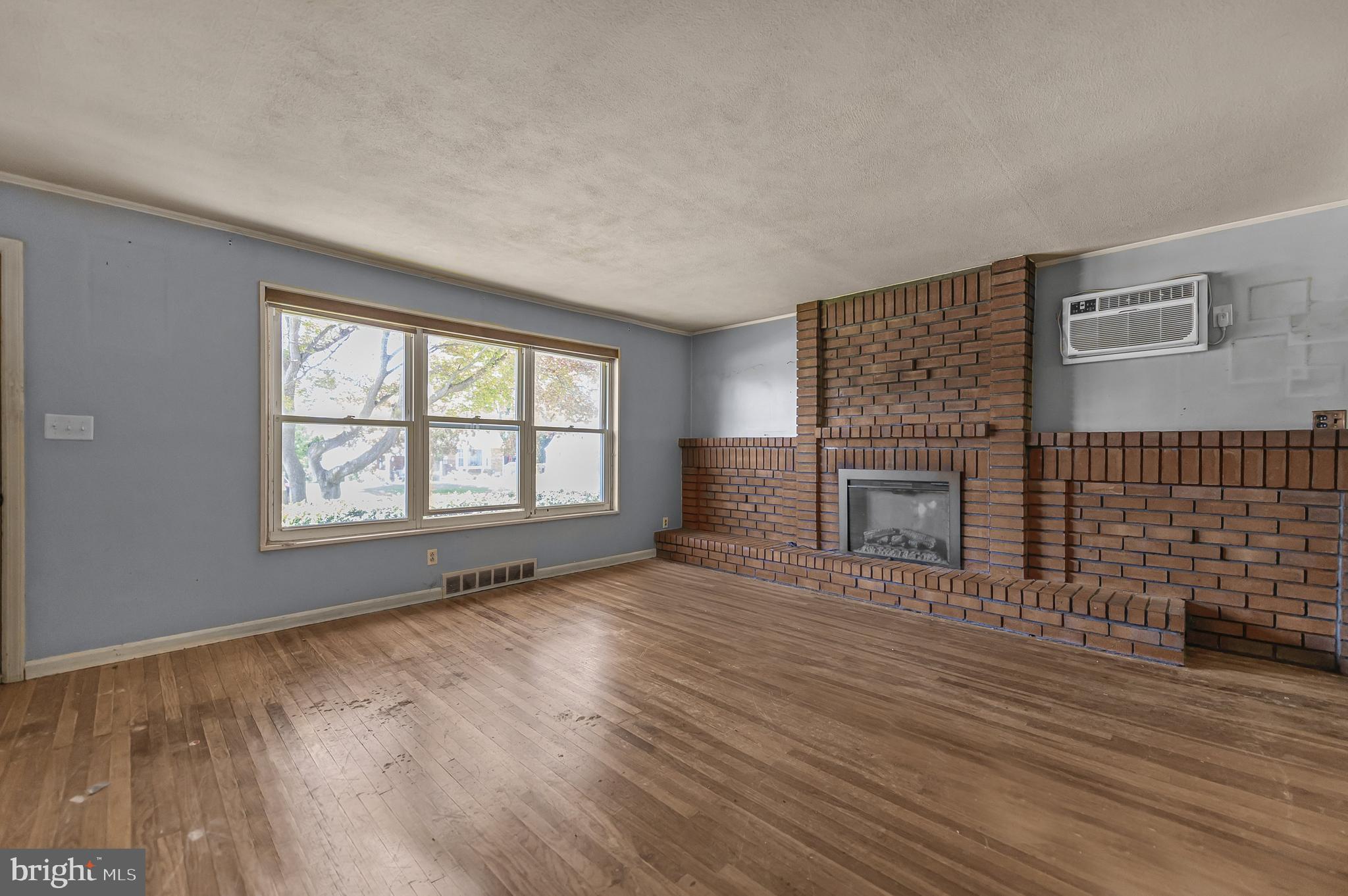 CANDLEBROOK - Residential