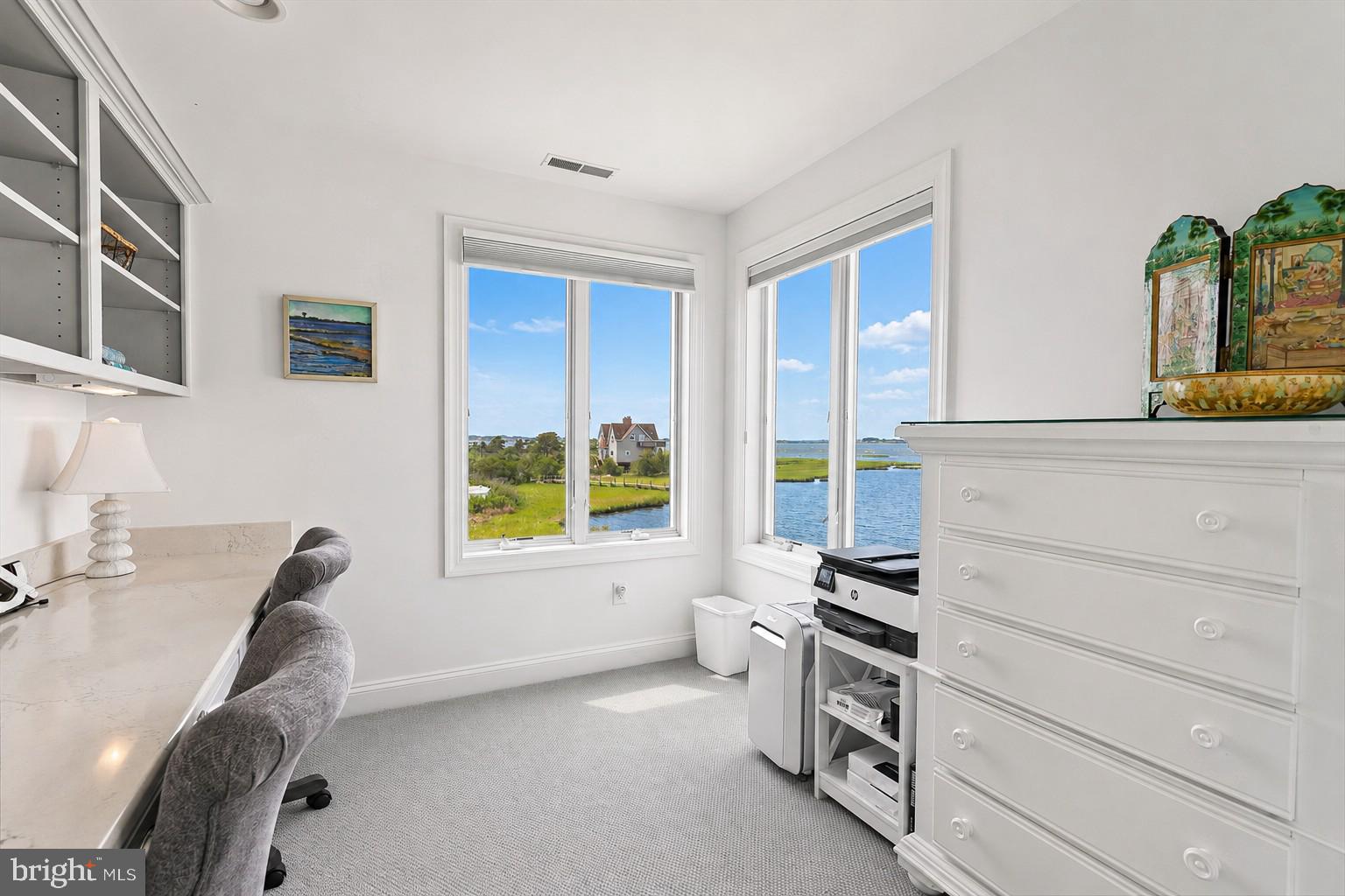 SEATOWNE - Residential