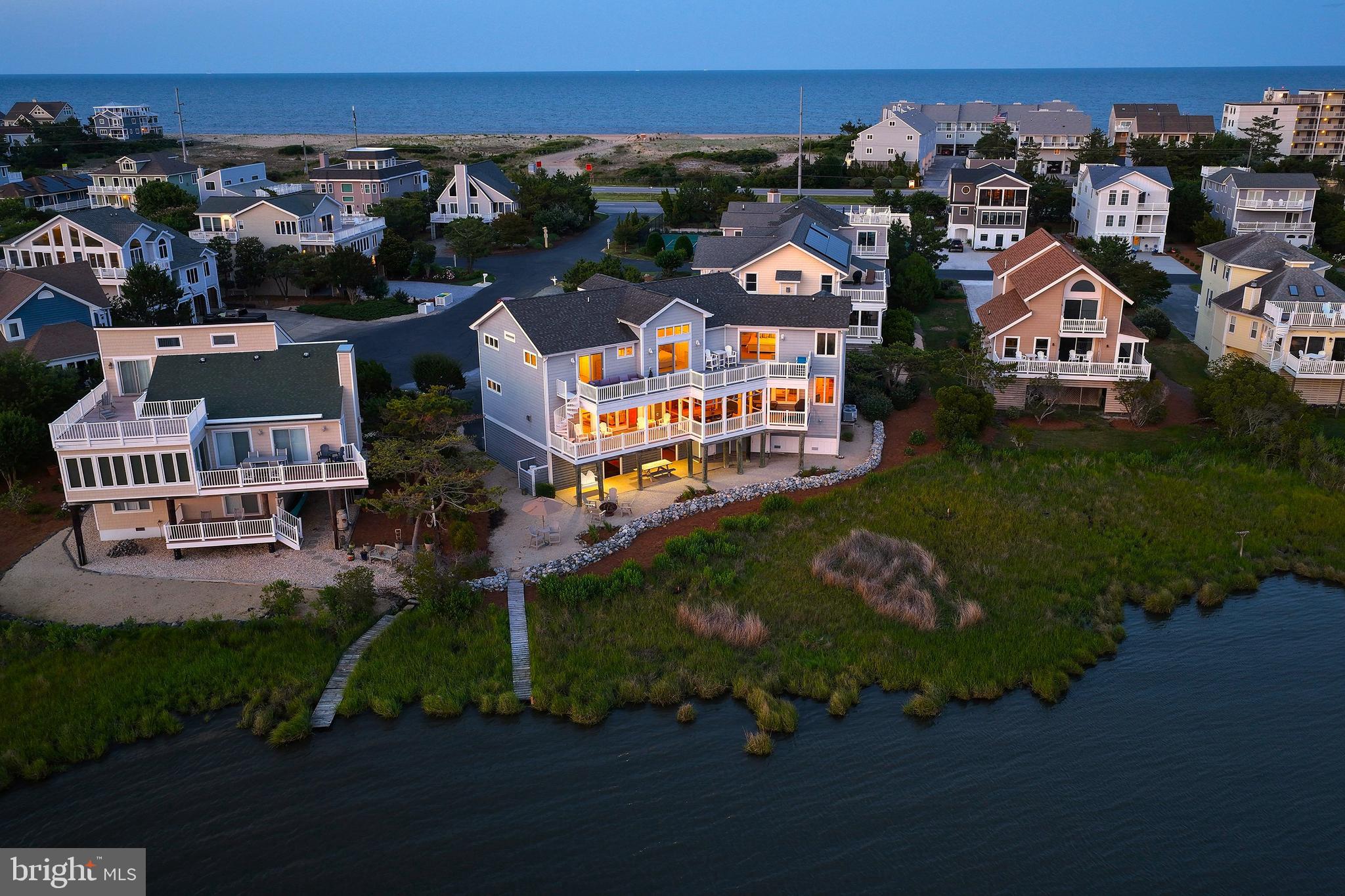 SEATOWNE - Residential