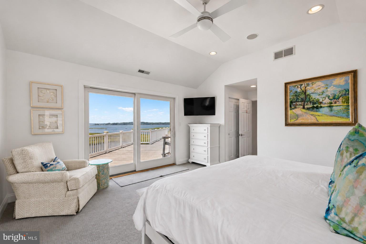 SEATOWNE - Residential
