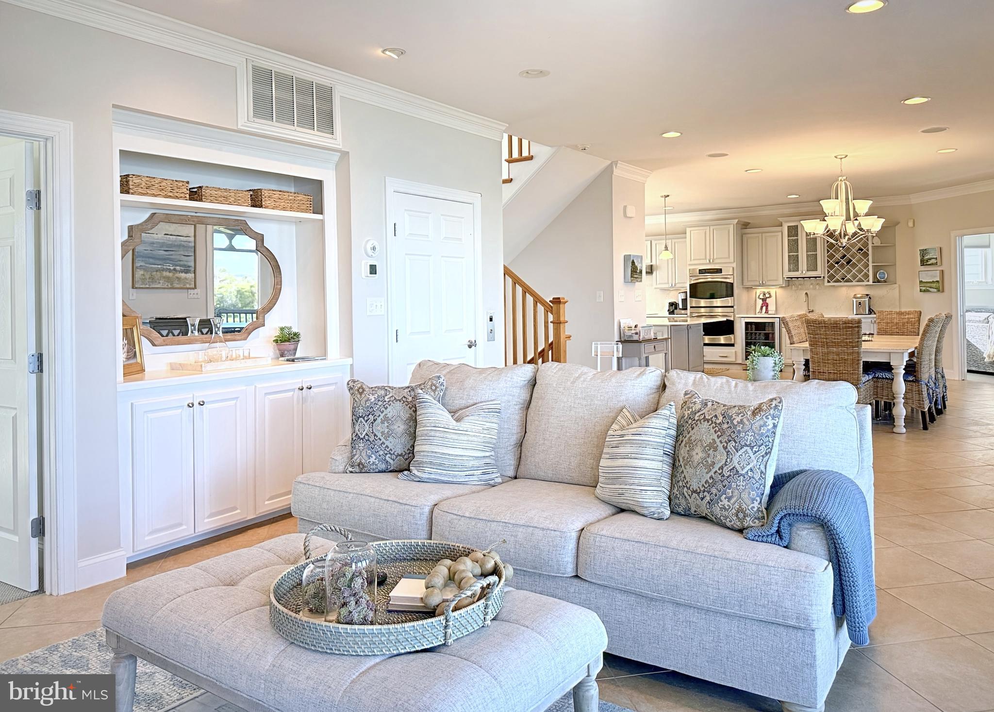 SEATOWNE - Residential