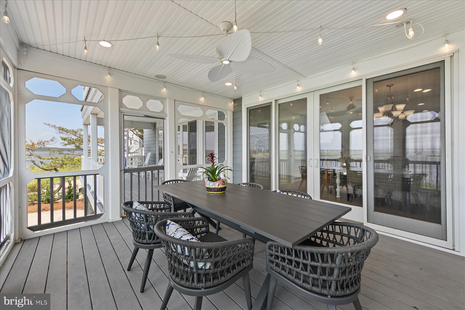 SEATOWNE - Residential