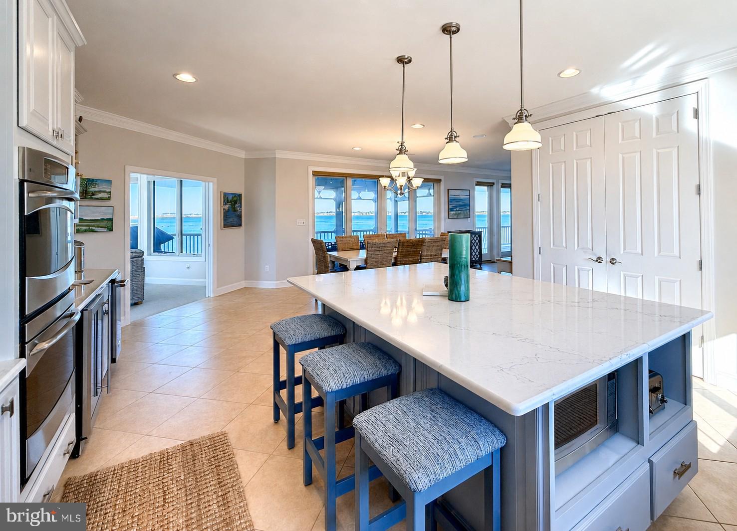 SEATOWNE - Residential