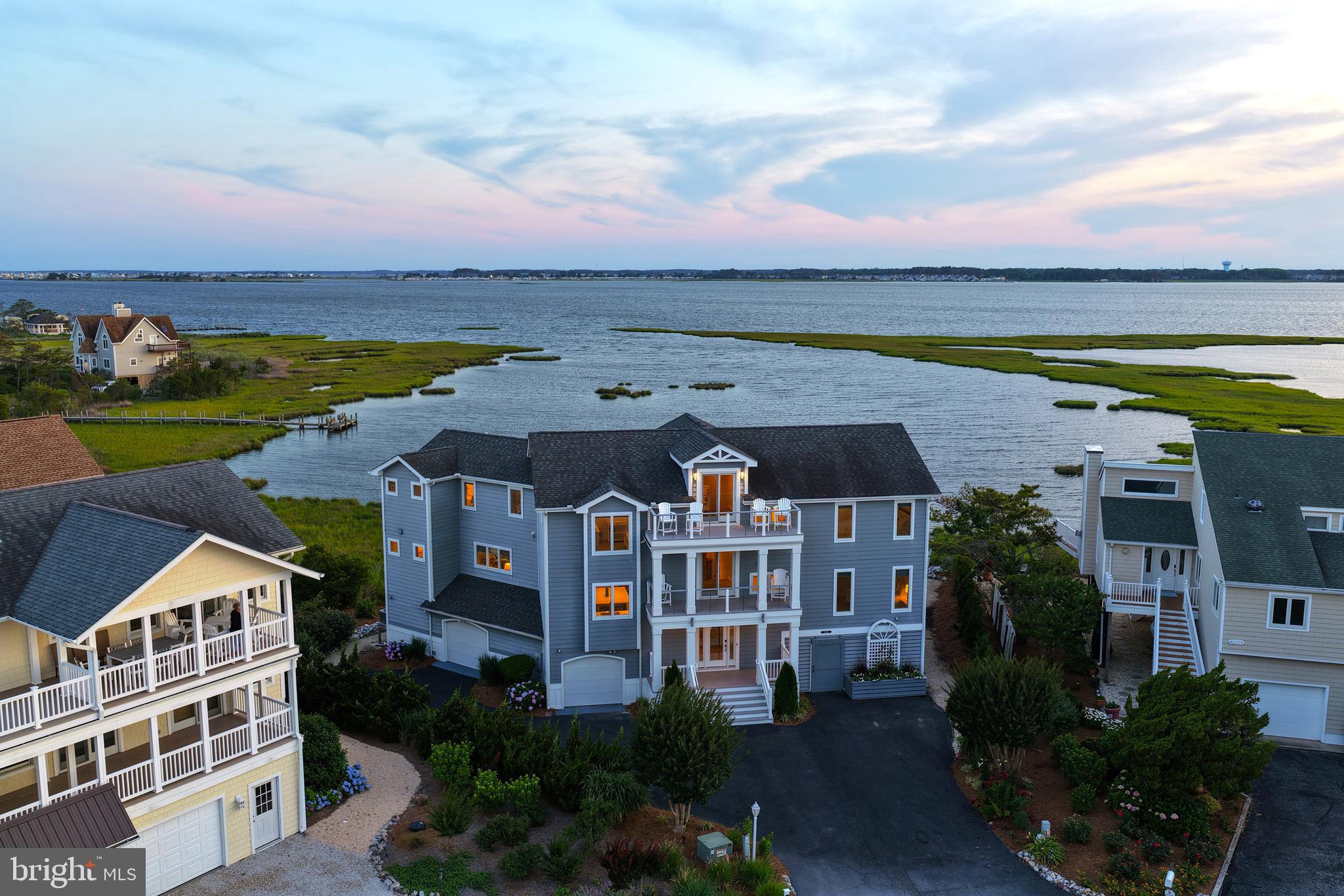 SEATOWNE - Residential