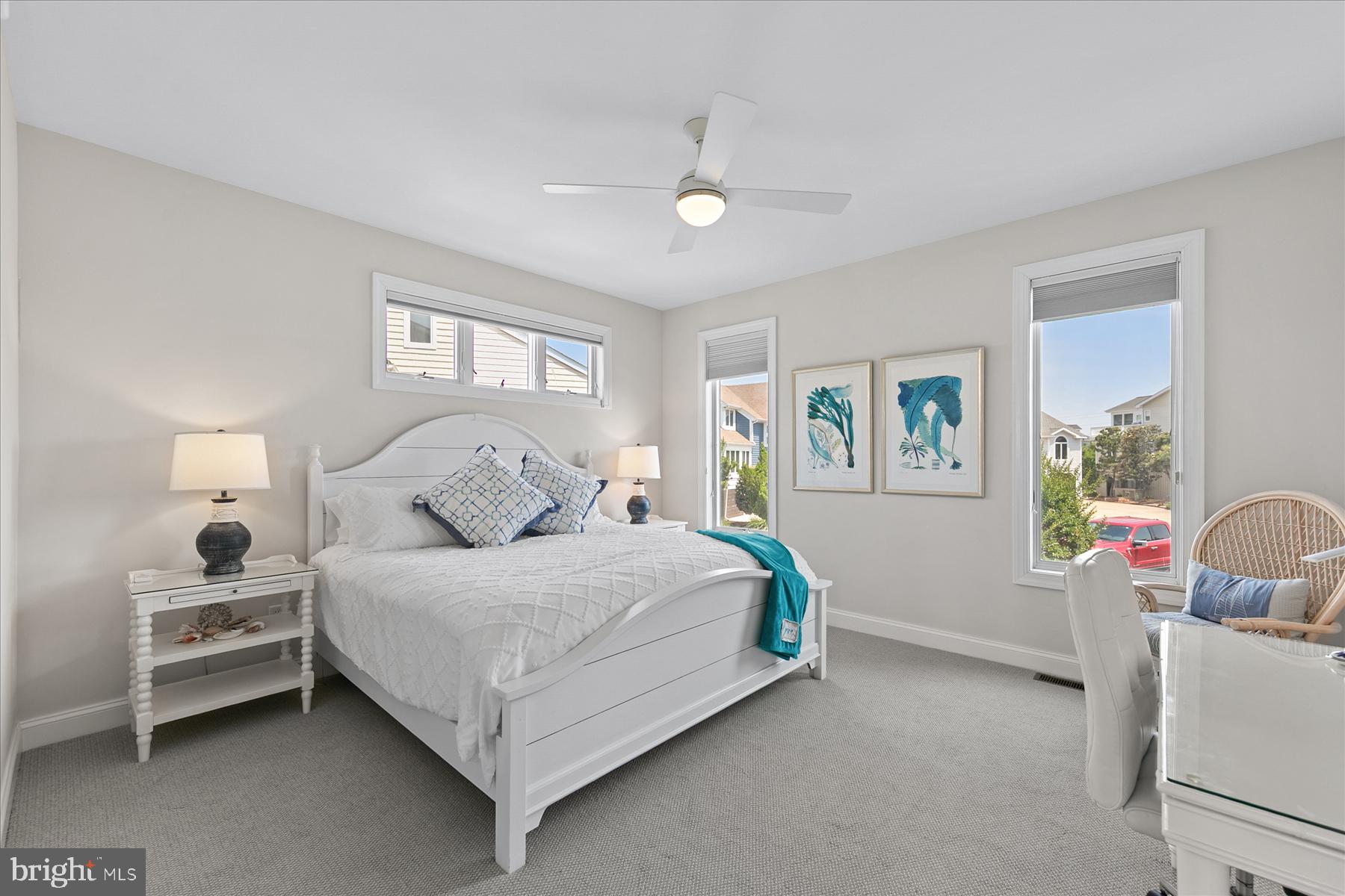 SEATOWNE - Residential