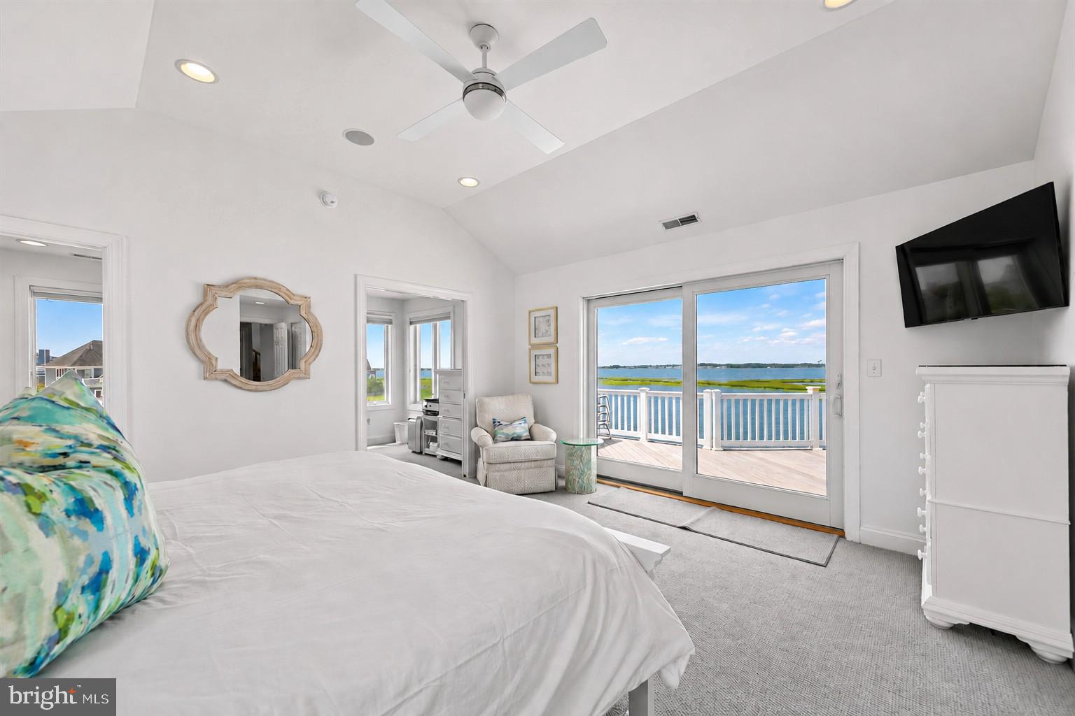 SEATOWNE - Residential