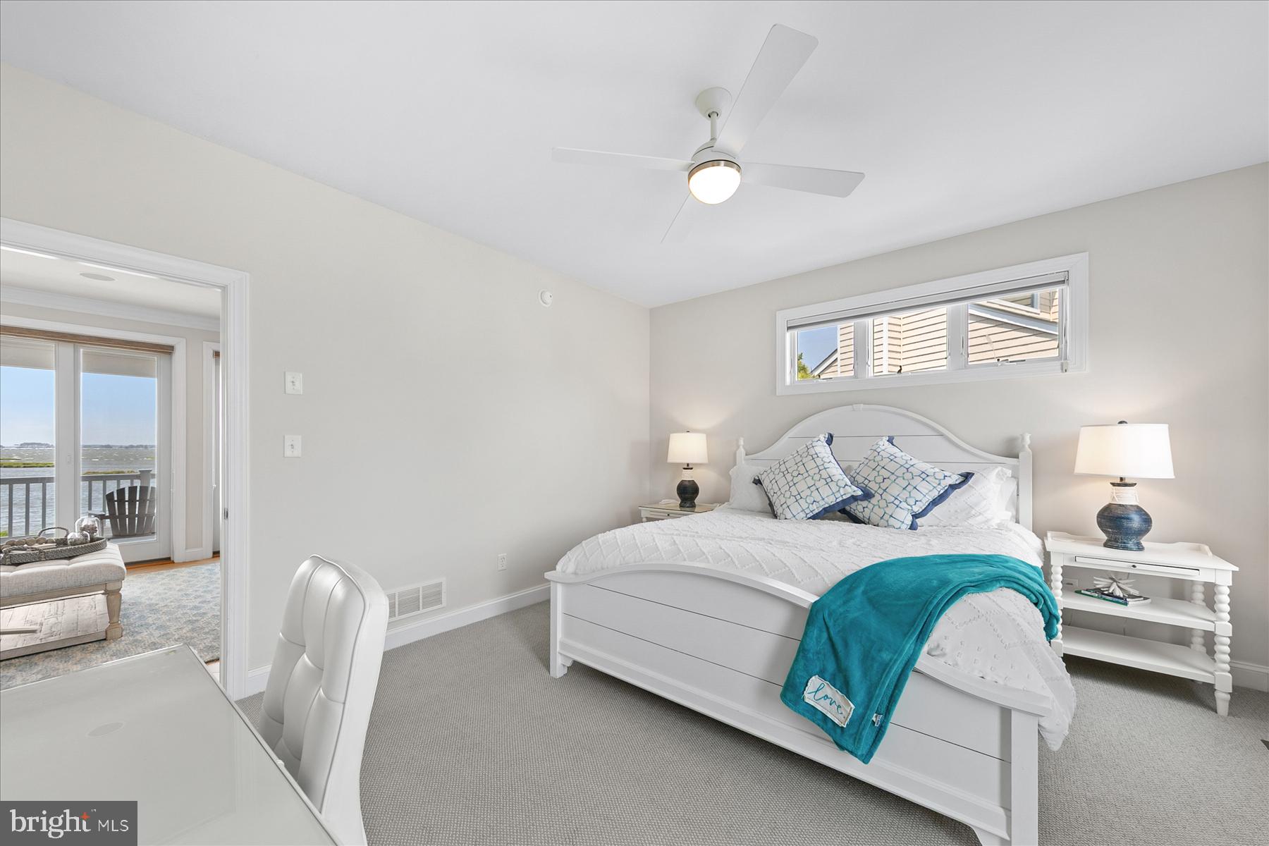SEATOWNE - Residential