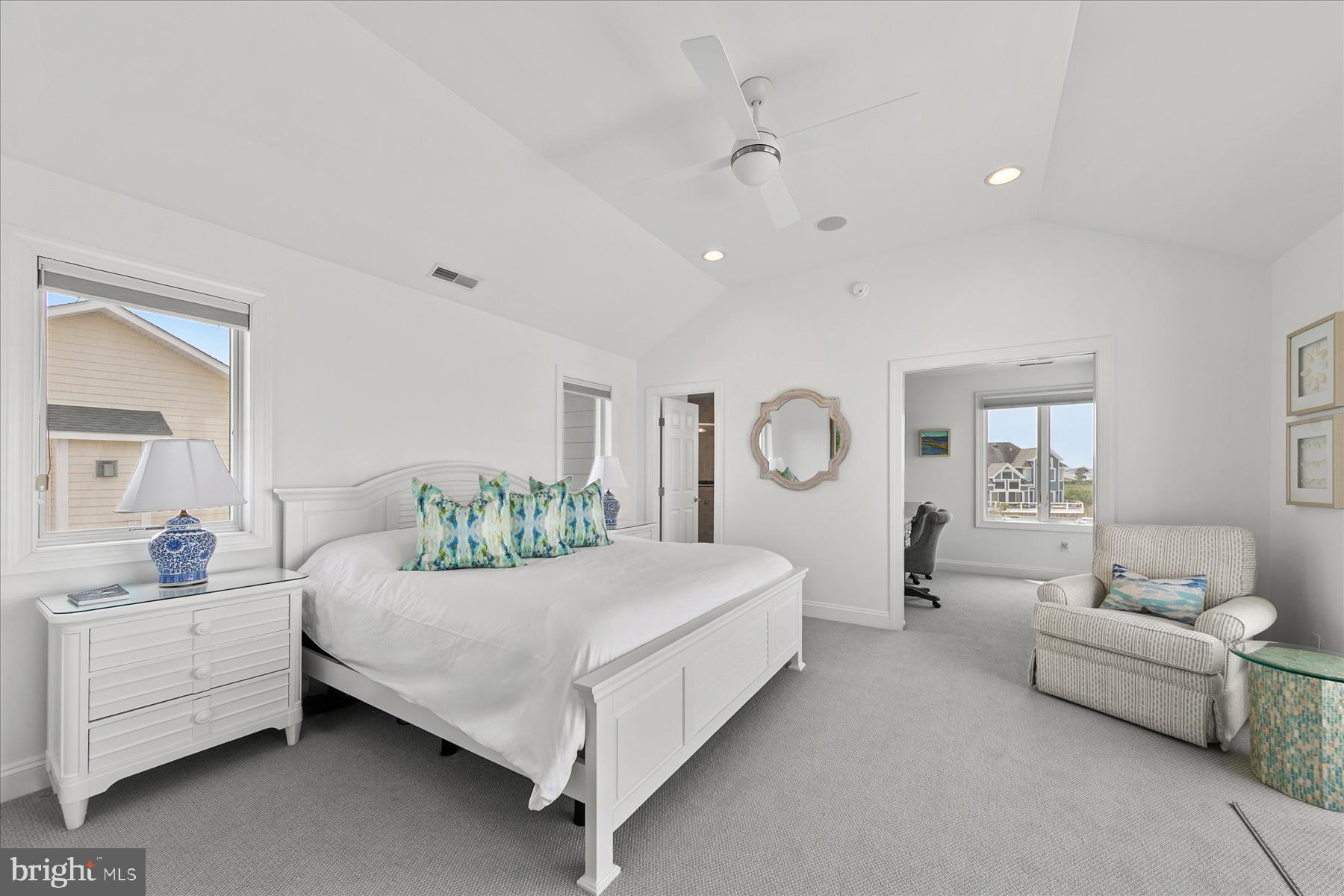 SEATOWNE - Residential