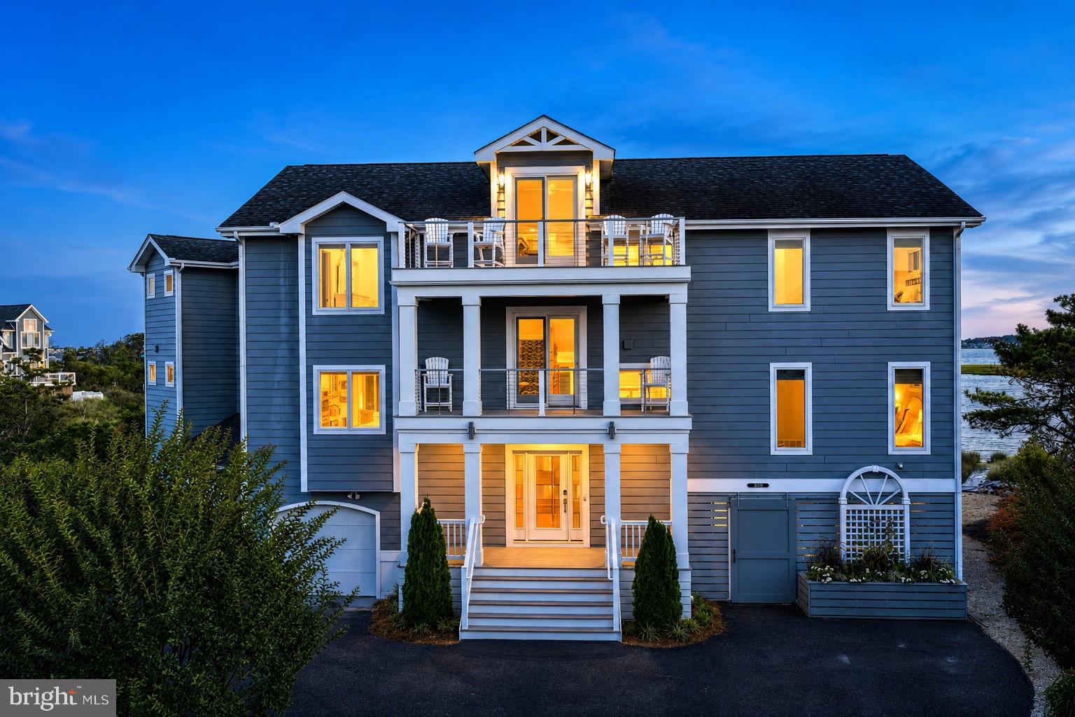 SEATOWNE - Residential