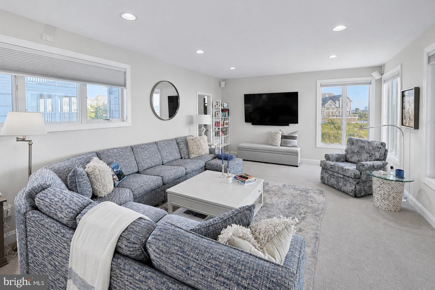 SEATOWNE - Residential