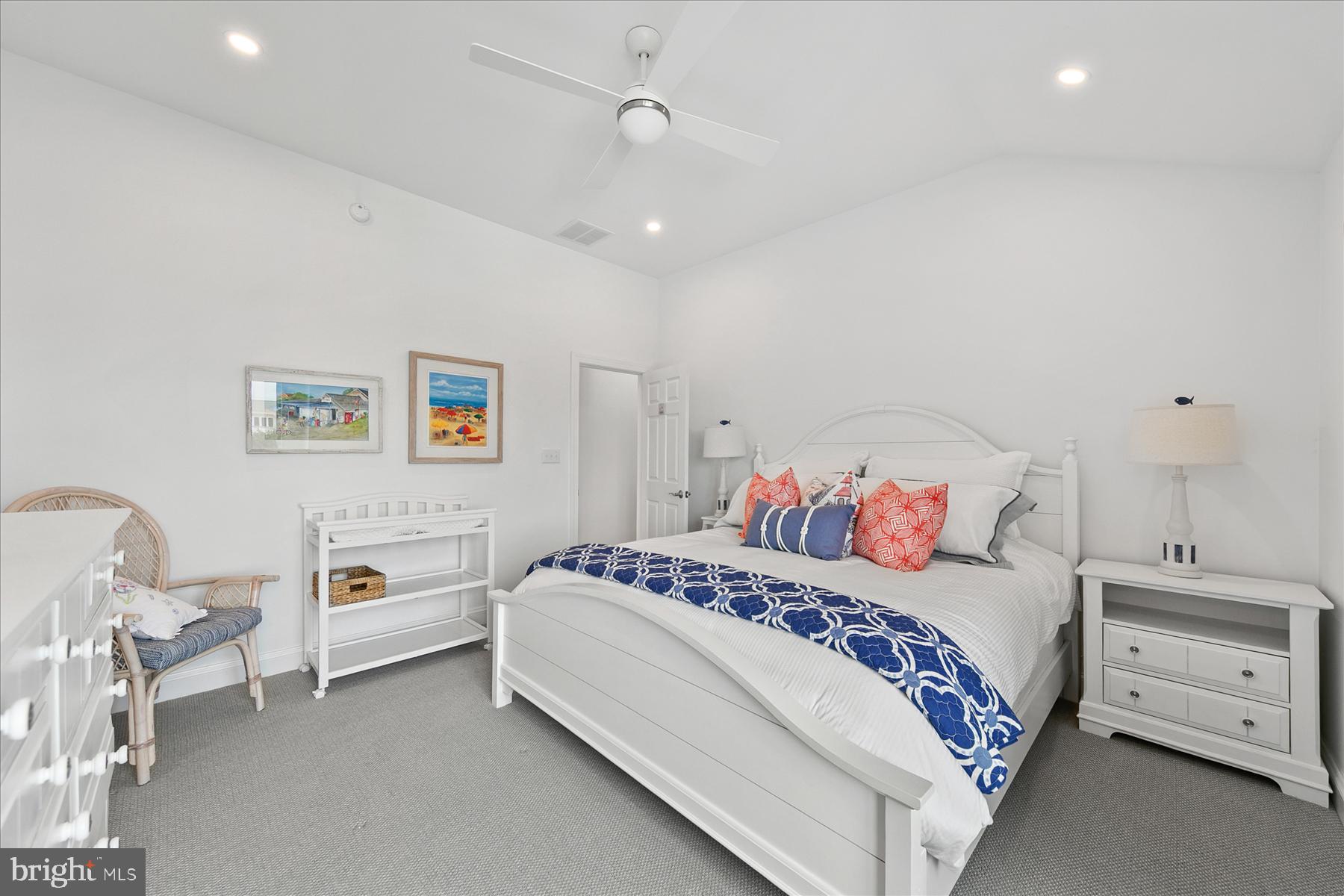 SEATOWNE - Residential
